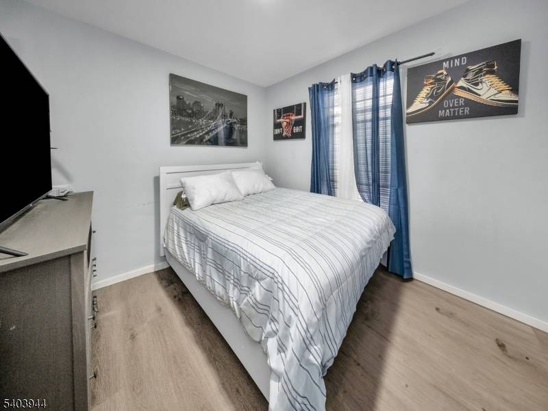 Paterson City, NJ 07501,740 E 18Th St