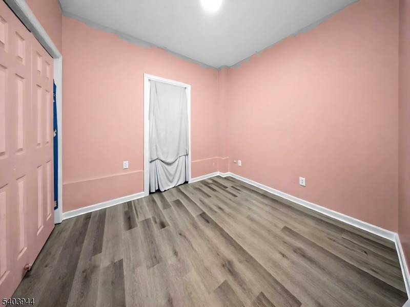 Paterson City, NJ 07501,740 E 18Th St