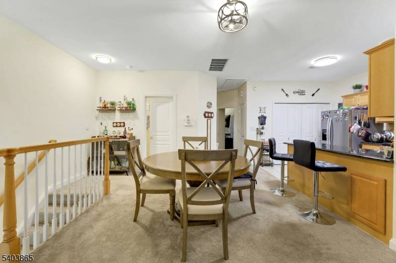 Saddle Brook Twp., NJ 07663,520 Victor St #8