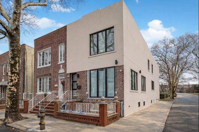 Brooklyn, NY 11223,104 Village RD South