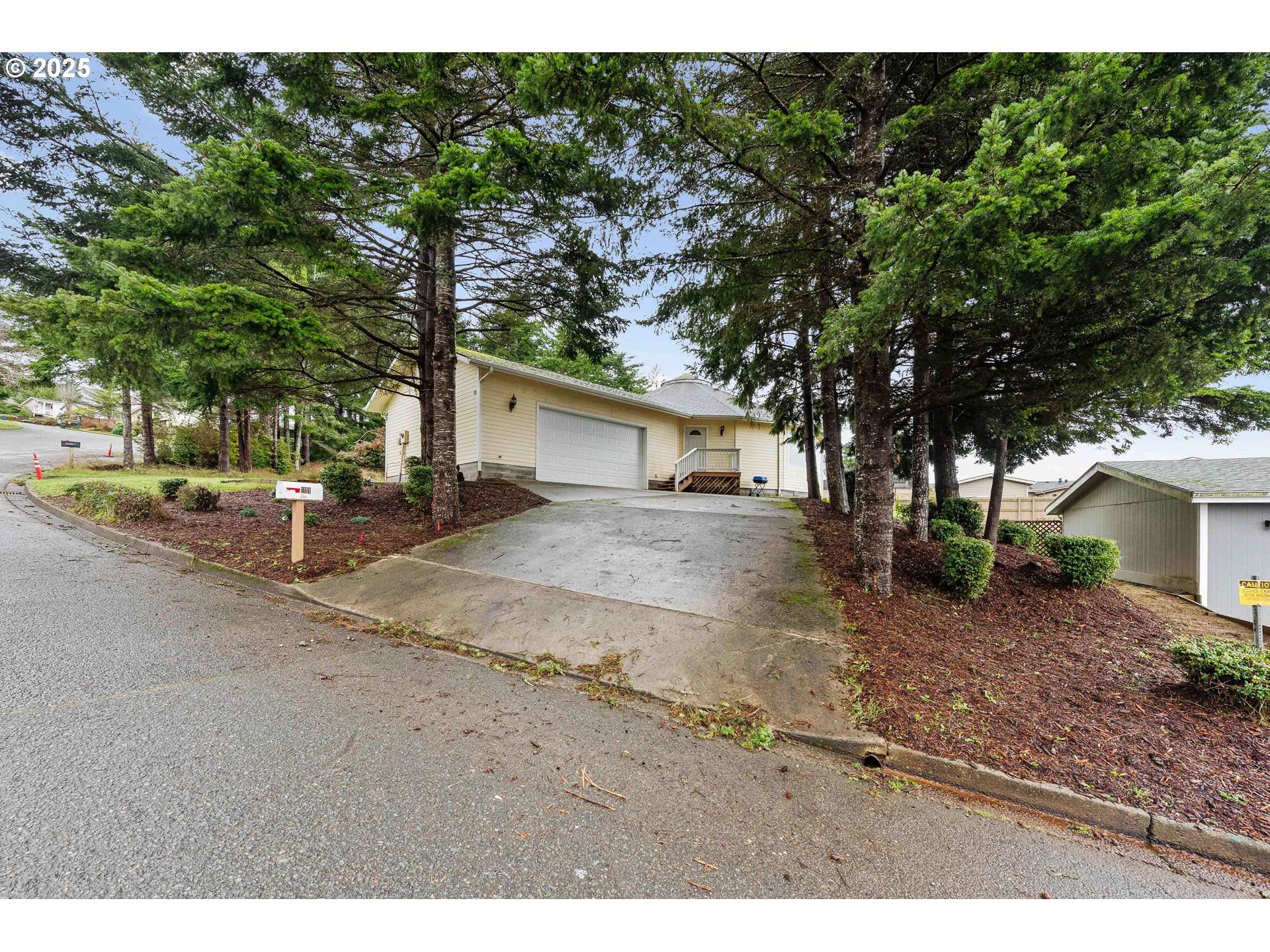 Coos Bay, OR 97420,1101 BLANCO AVE