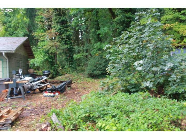 Noti, OR 97461,21620 Glaze RD