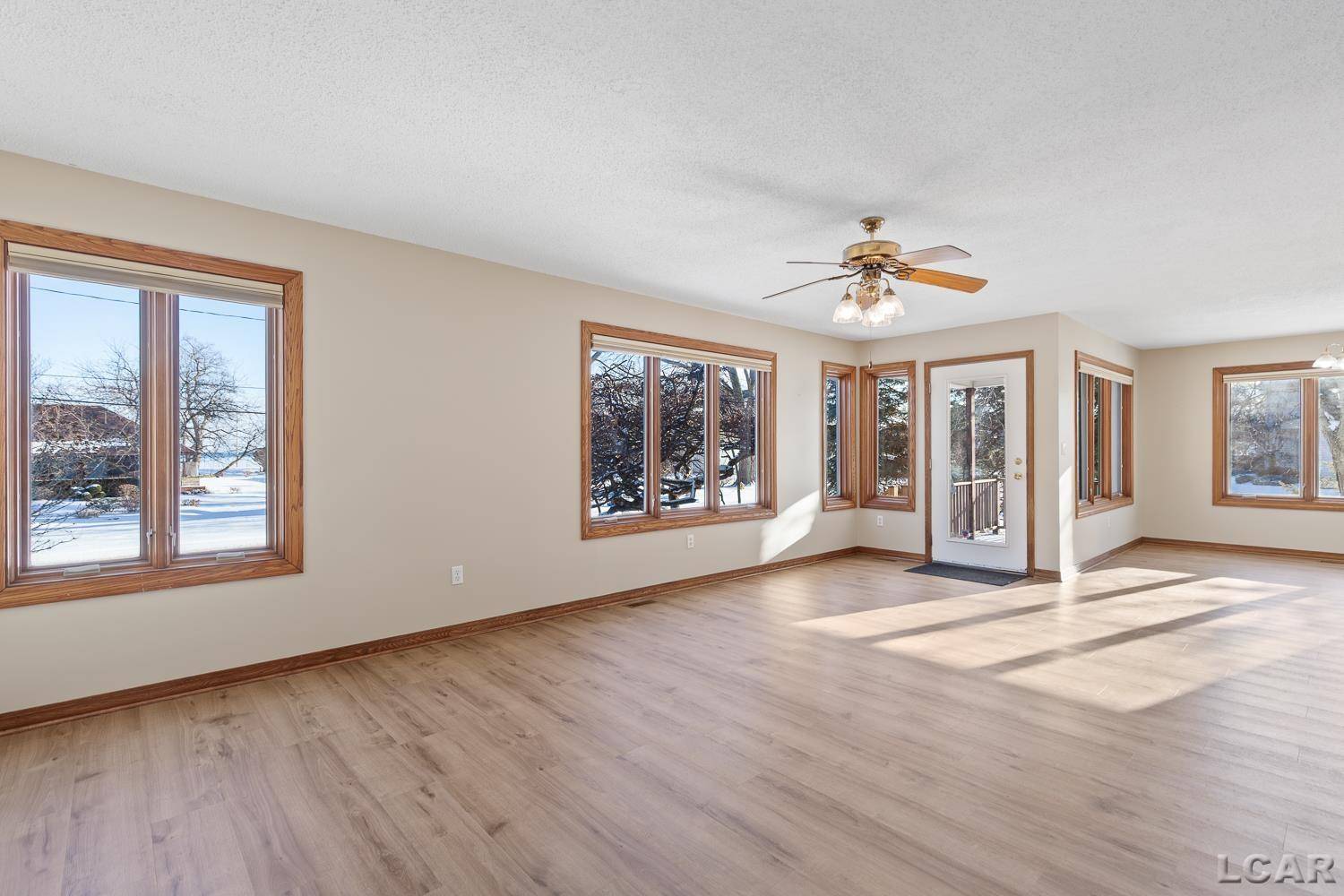 La Salle, MI 48145,12301 Lakeshore DR