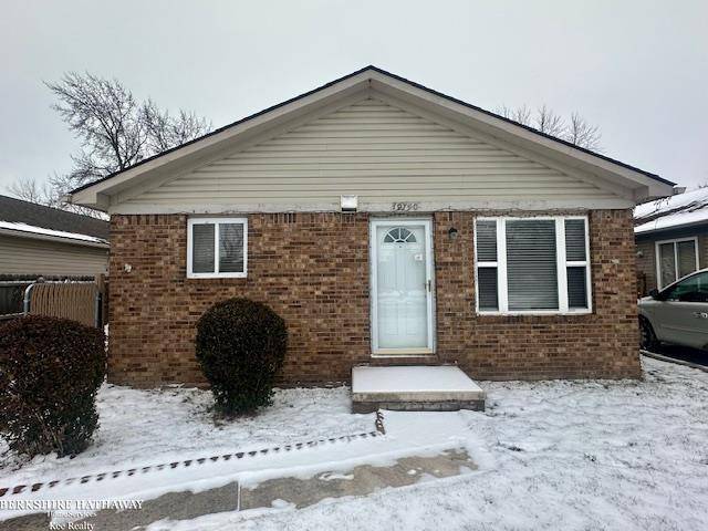 Roseville, MI 48066,19790 E 14 Mile RD