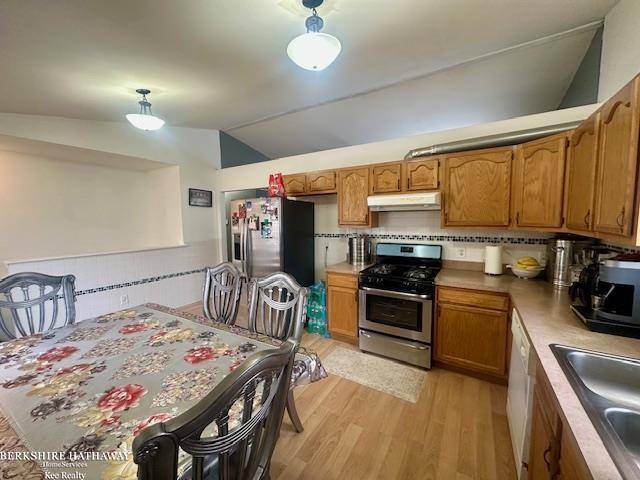 Roseville, MI 48066,19790 E 14 Mile RD