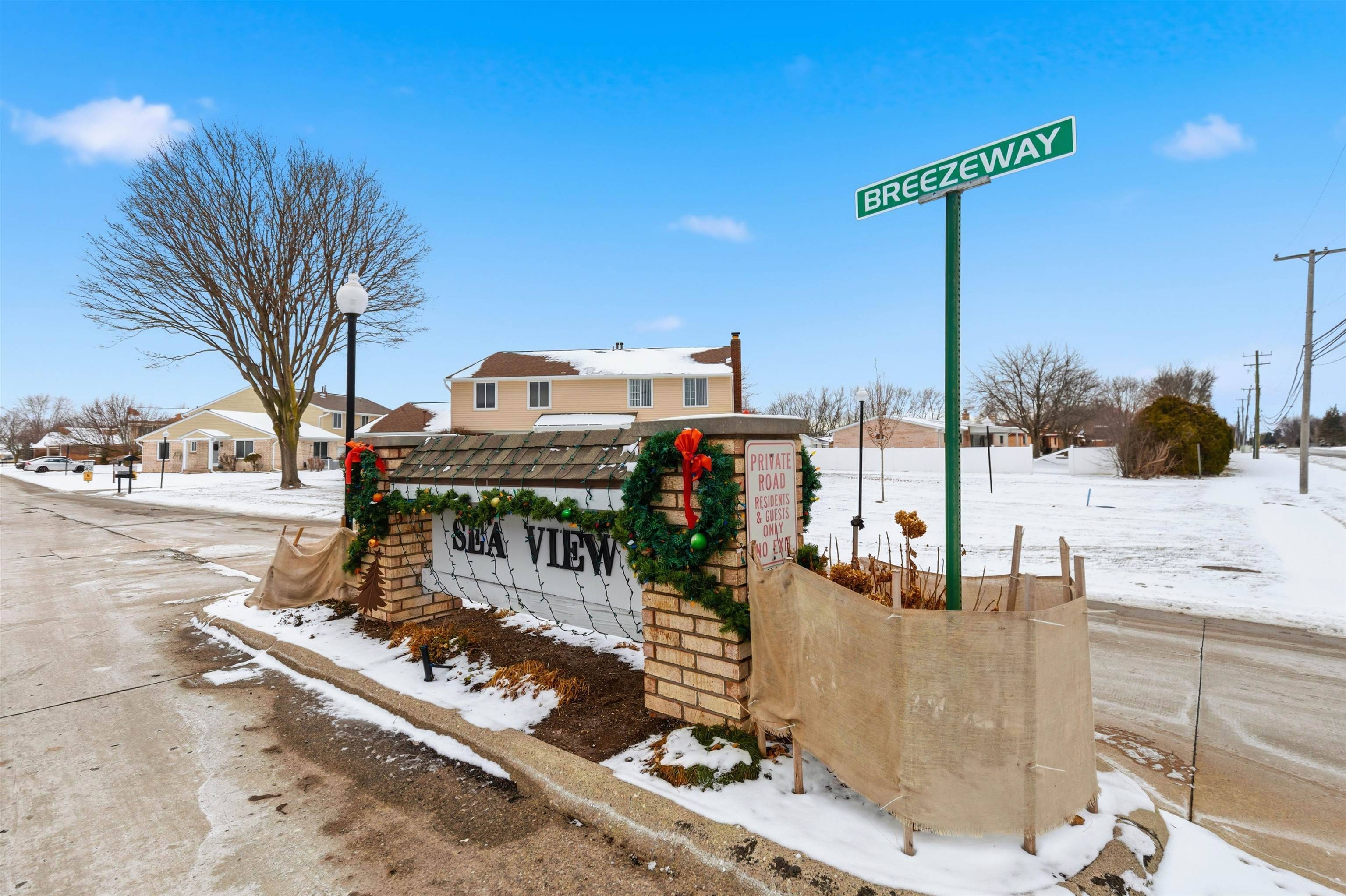 New Baltimore, MI 48047,31603 Breezeway ST