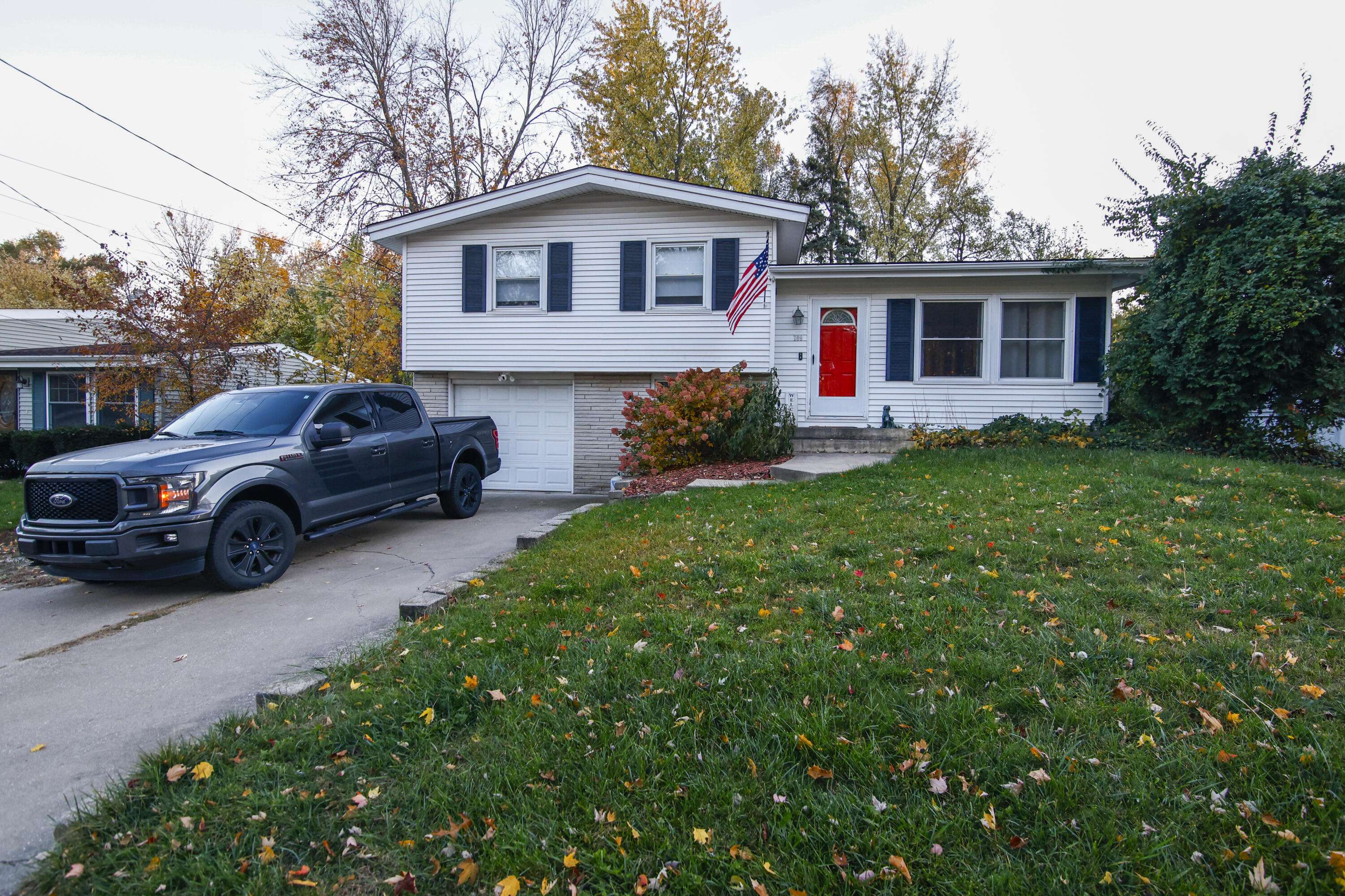 Portage, MI 49024,709 Sunbright AVE