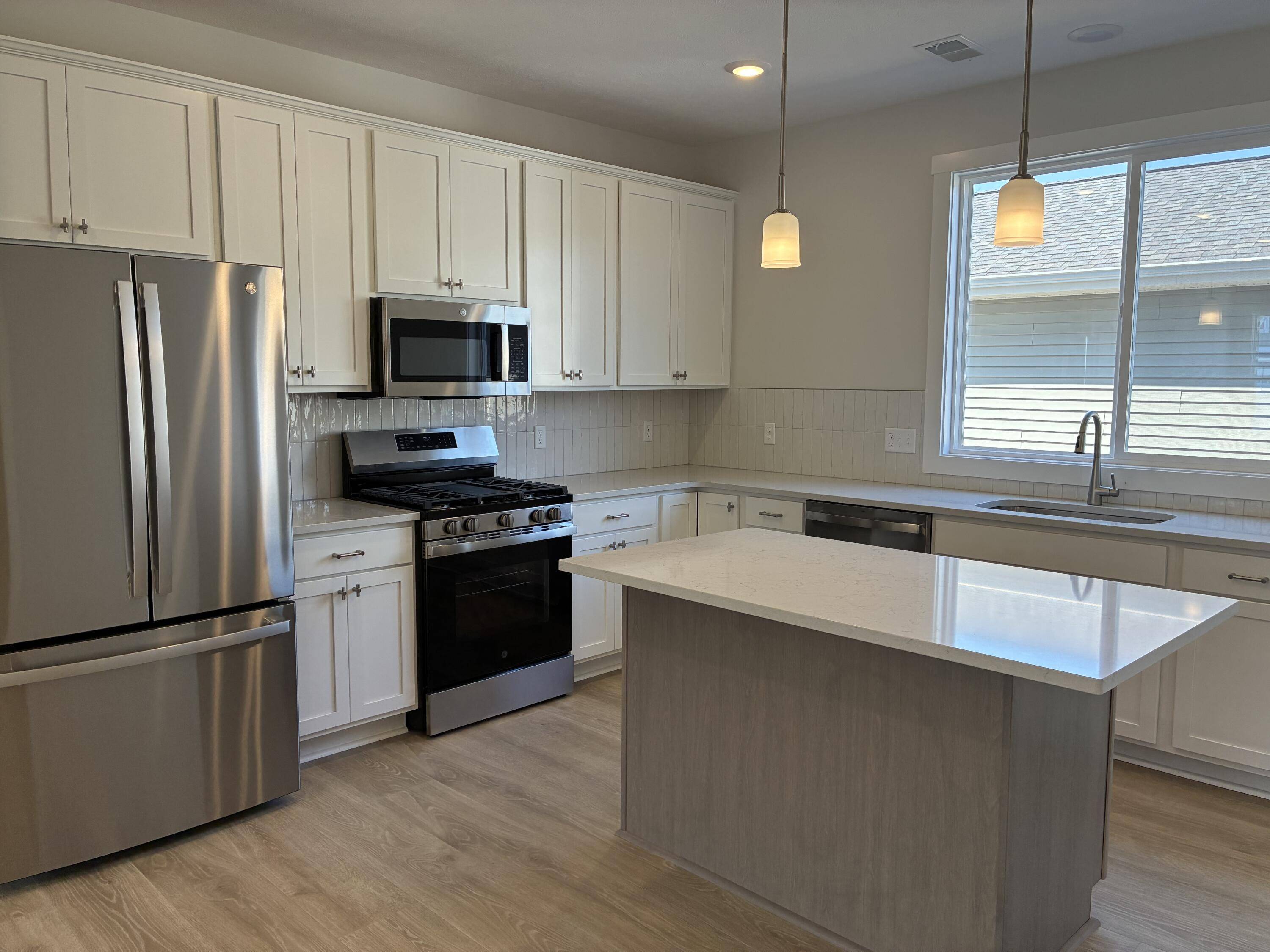 Spring Lake, MI 49456,6112 Stahl DR #15