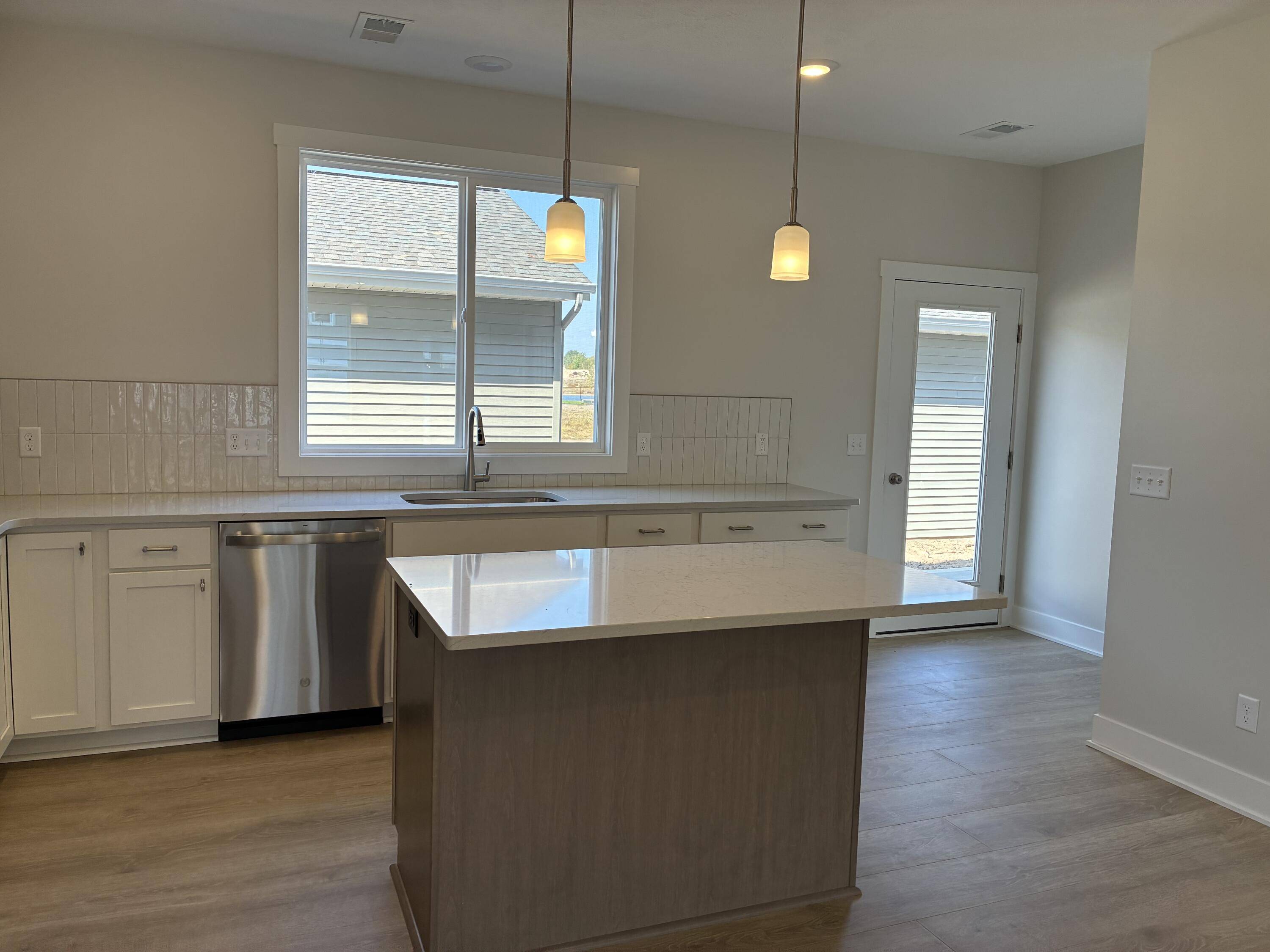 Spring Lake, MI 49456,6112 Stahl DR #15