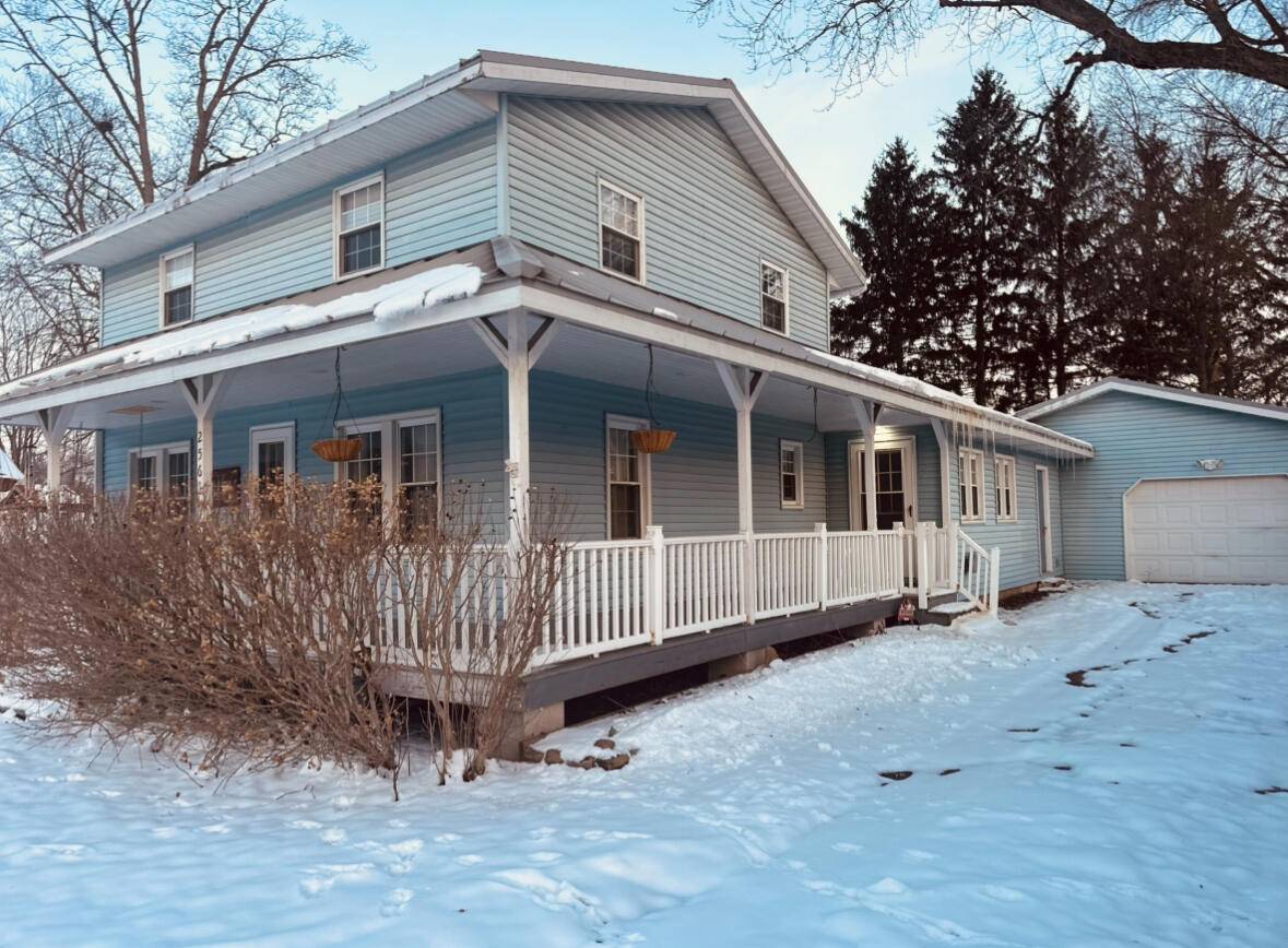 Niles, MI 49120,2561 Lake Shore DR