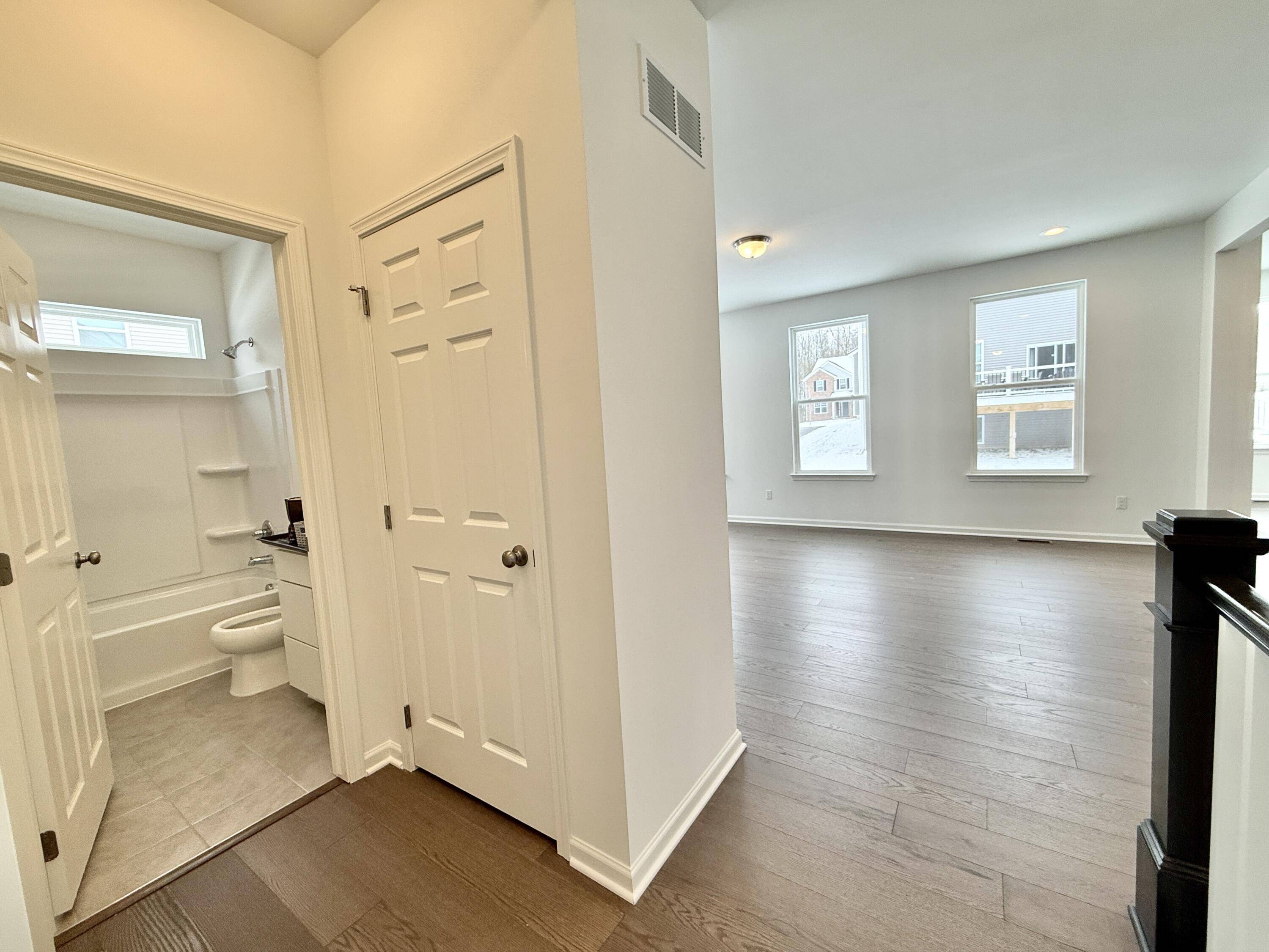 Ann Arbor, MI 48103,6173 S Trailwoods DR