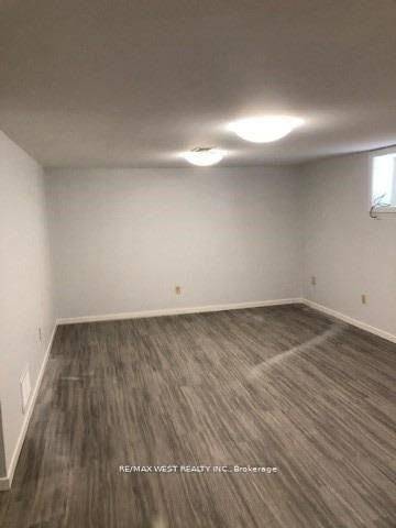 Toronto C06, ON M3H 3V9,54 Codsell AVE #Basement