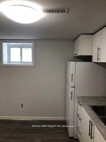 Toronto C06, ON M3H 3V9,54 Codsell AVE #Basement