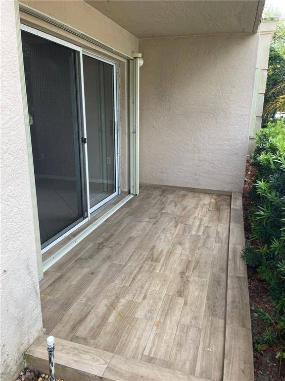 Coconut Creek, FL 33073,5025 WILES RD #101