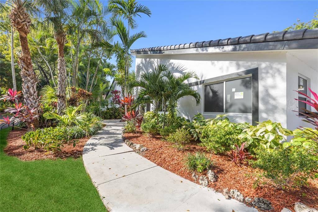 Deerfield Beach, FL 33442,4701 NW 1st Pl