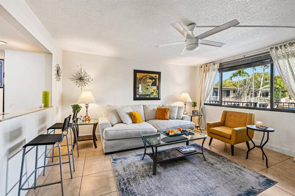 Wilton Manors, FL 33311,1901 N Andrews Ave #214