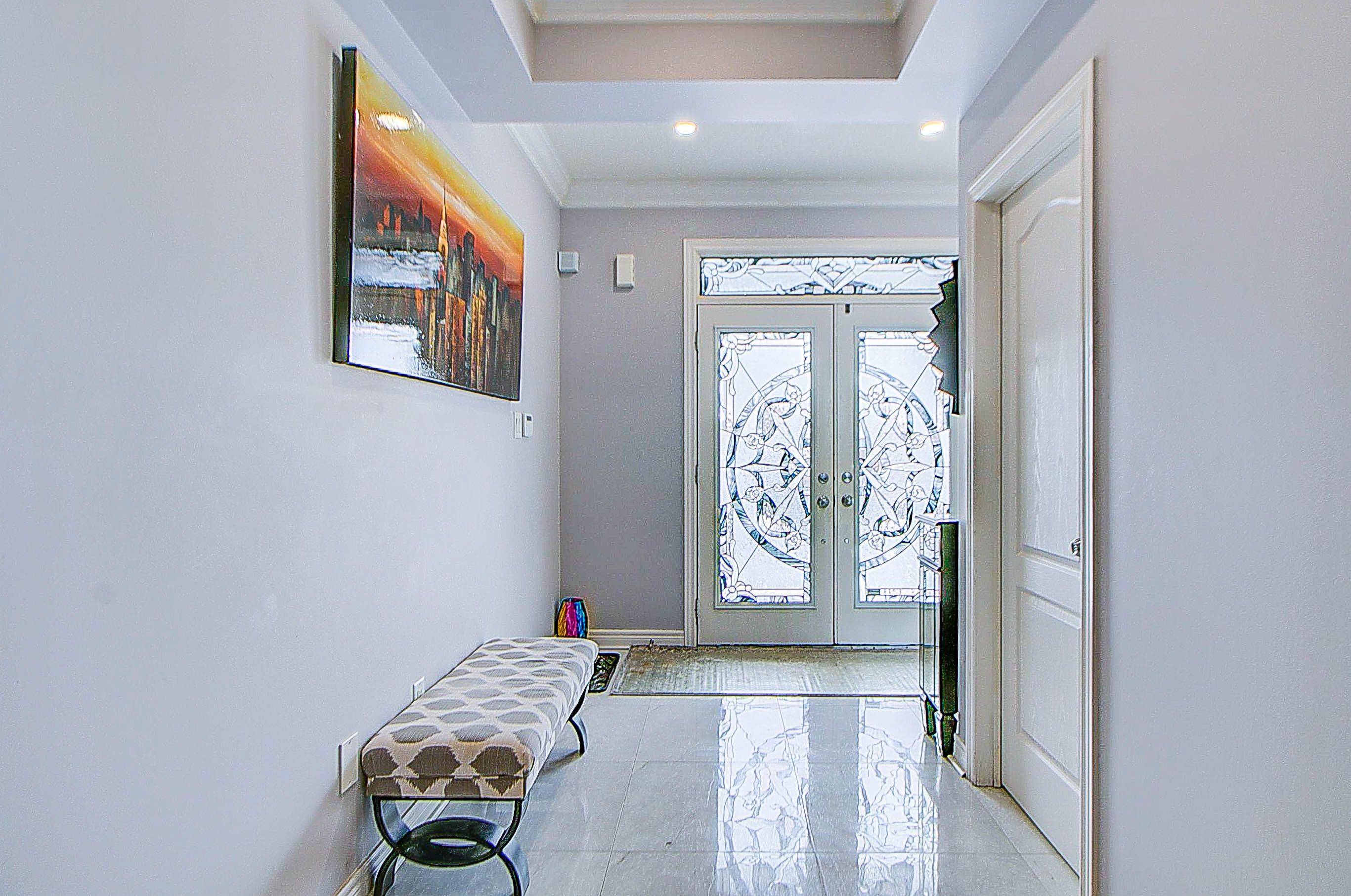 Bradford West Gwillimbury, ON L3Z 2A5,73 Wandering Glider TRL