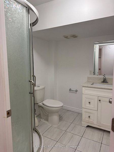 Newmarket, ON L3X 1R8,138 Keffer CIR