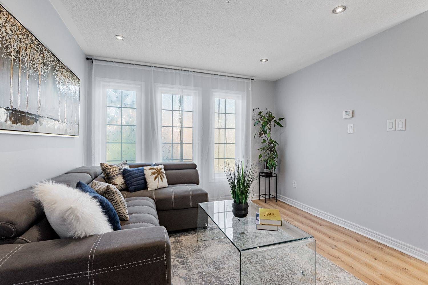 Newmarket, ON L3X 2Z8,129 Flagstone WAY