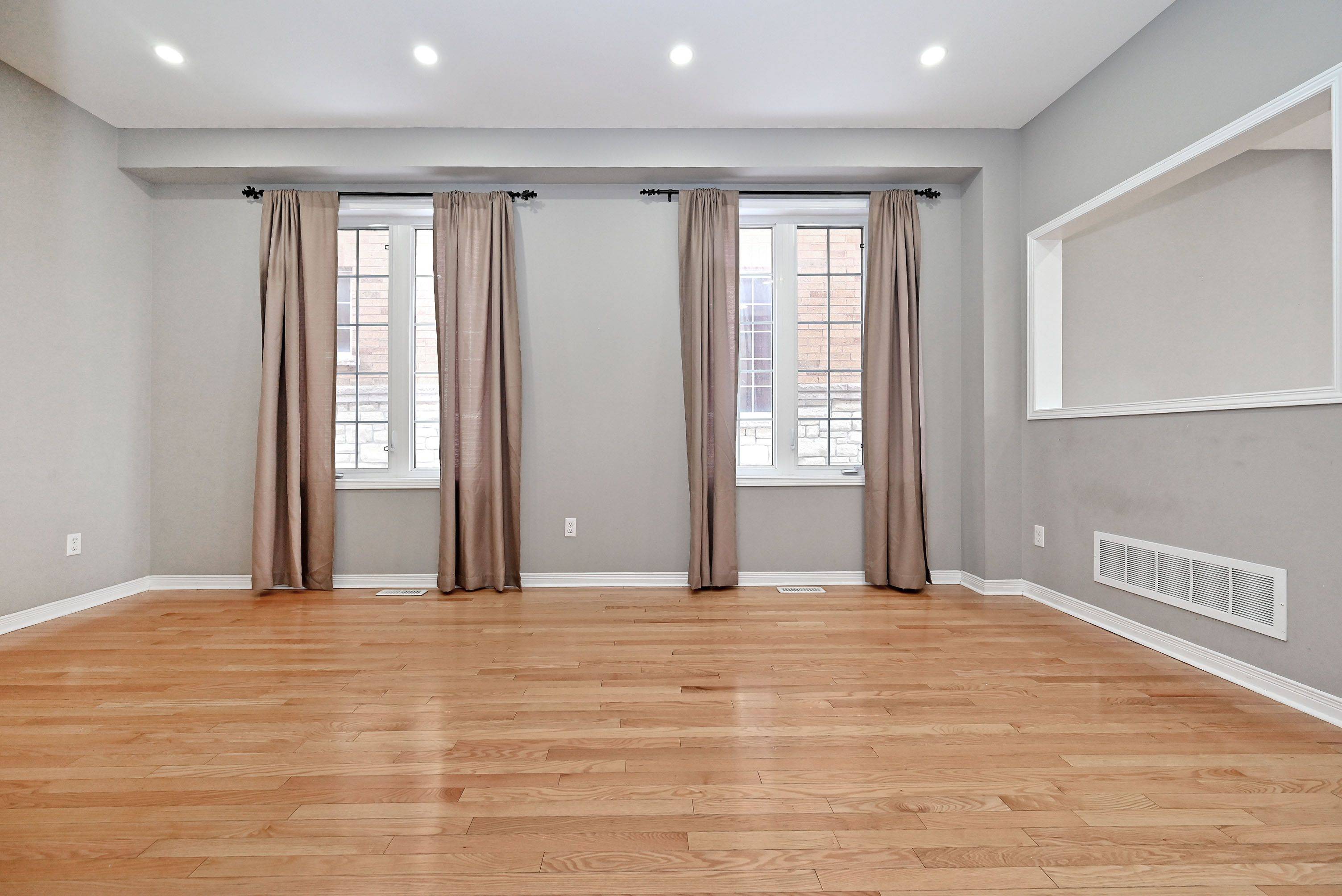 Vaughan, ON L6A 4S1,41 Big Hill CRES