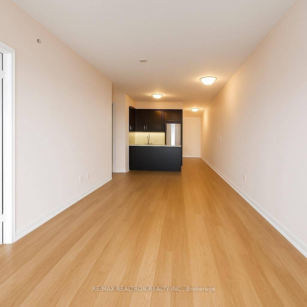 Richmond Hill, ON L4B 0E8,55 Oneida CRES #1408