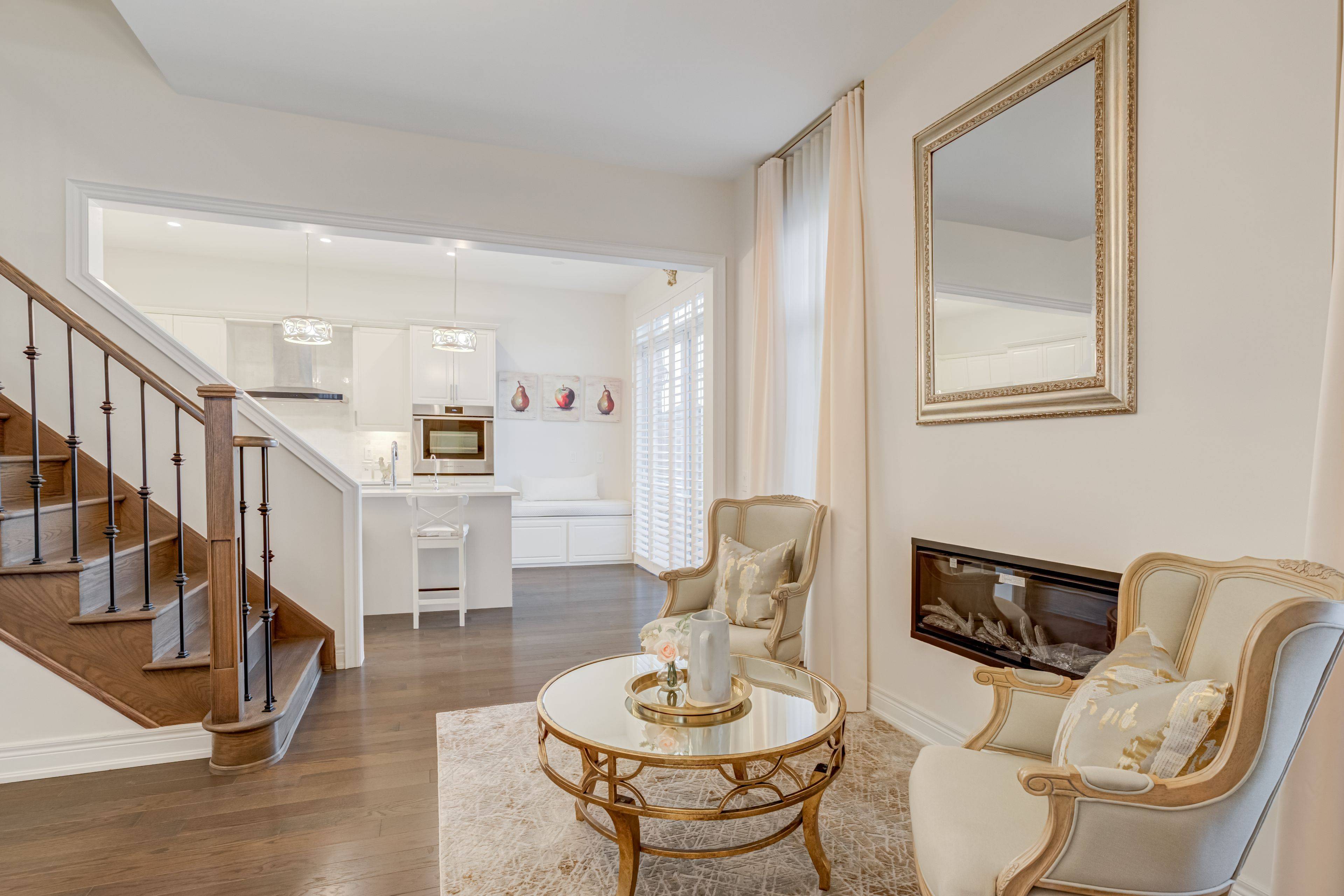 East Gwillimbury, ON L9N 0Y3,136 Carriage Shop BND