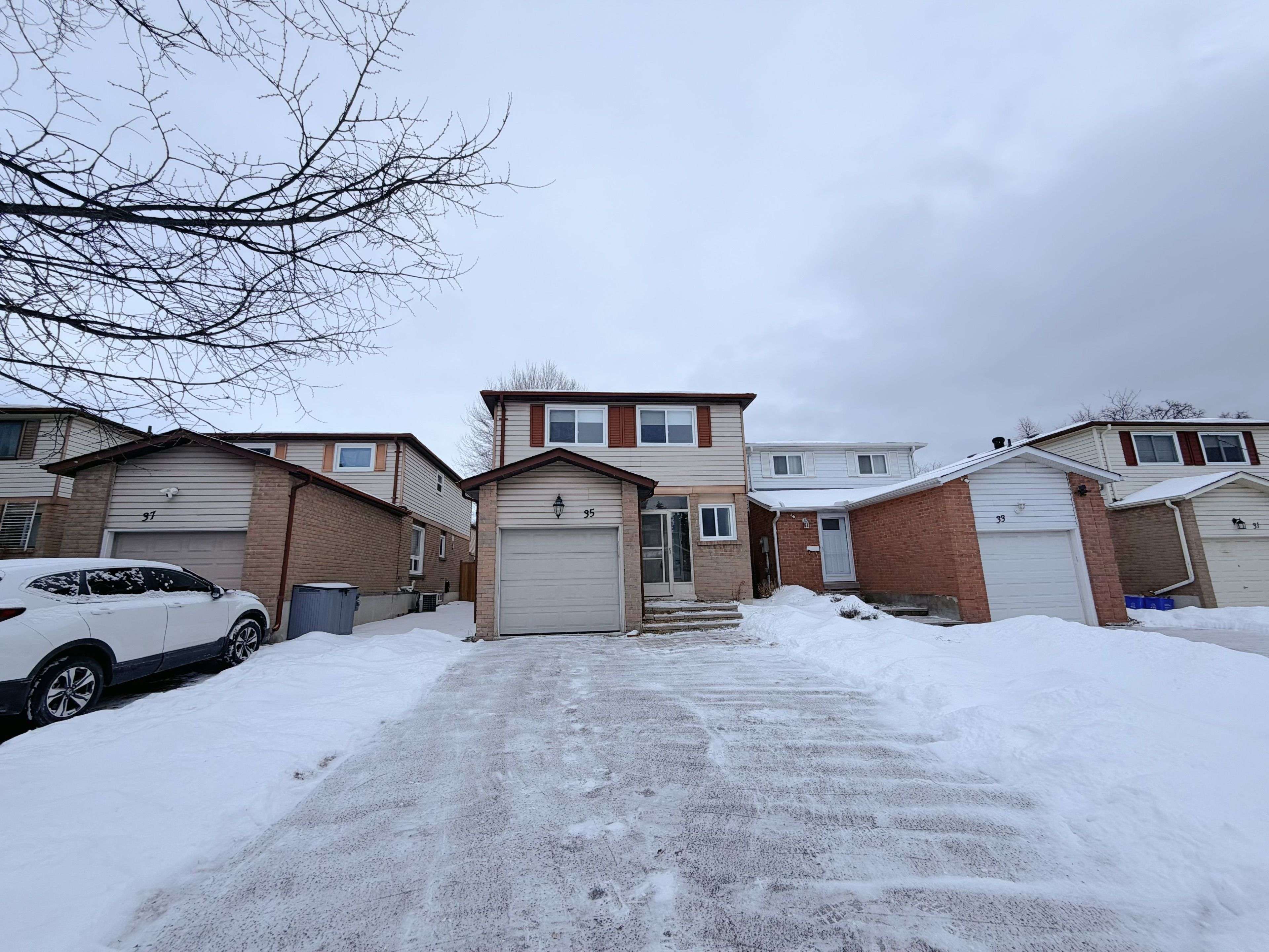 Markham, ON L3R 4W4,35 Raleigh CRES