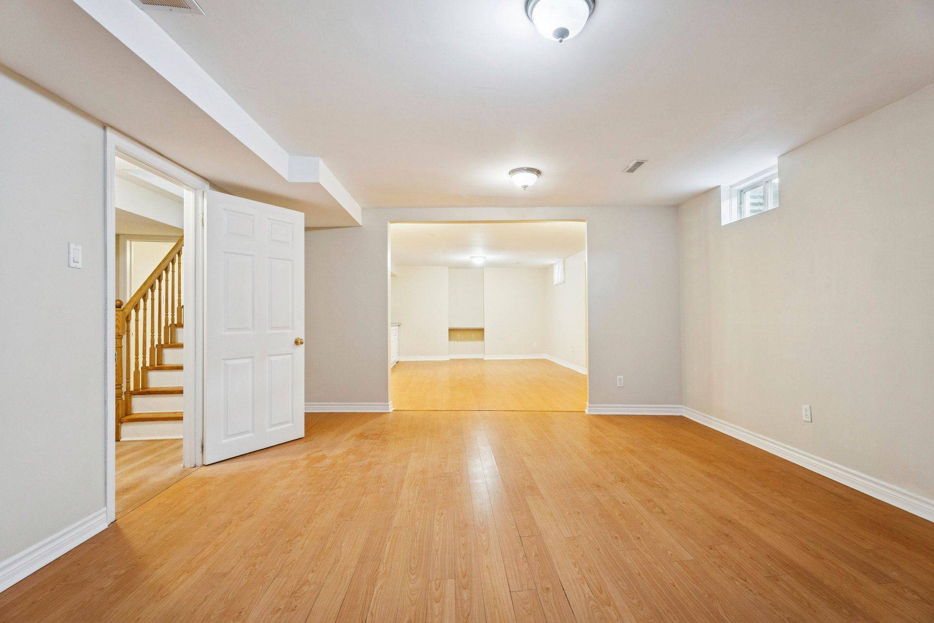 Barrie, ON L4N 0E1,136 Marsellus DR