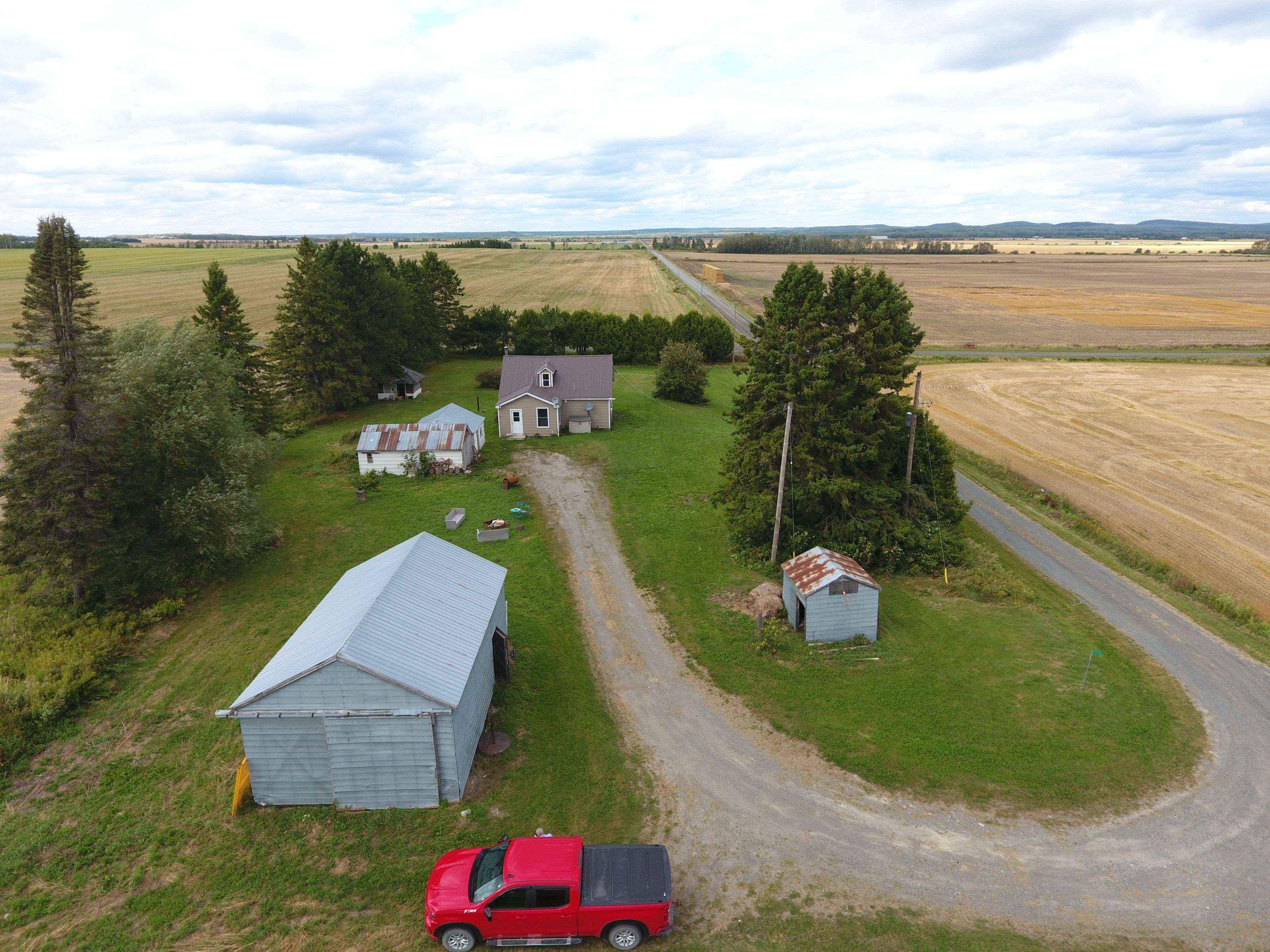 Englehart, ON P0J 1H0,253156 Roger's RD