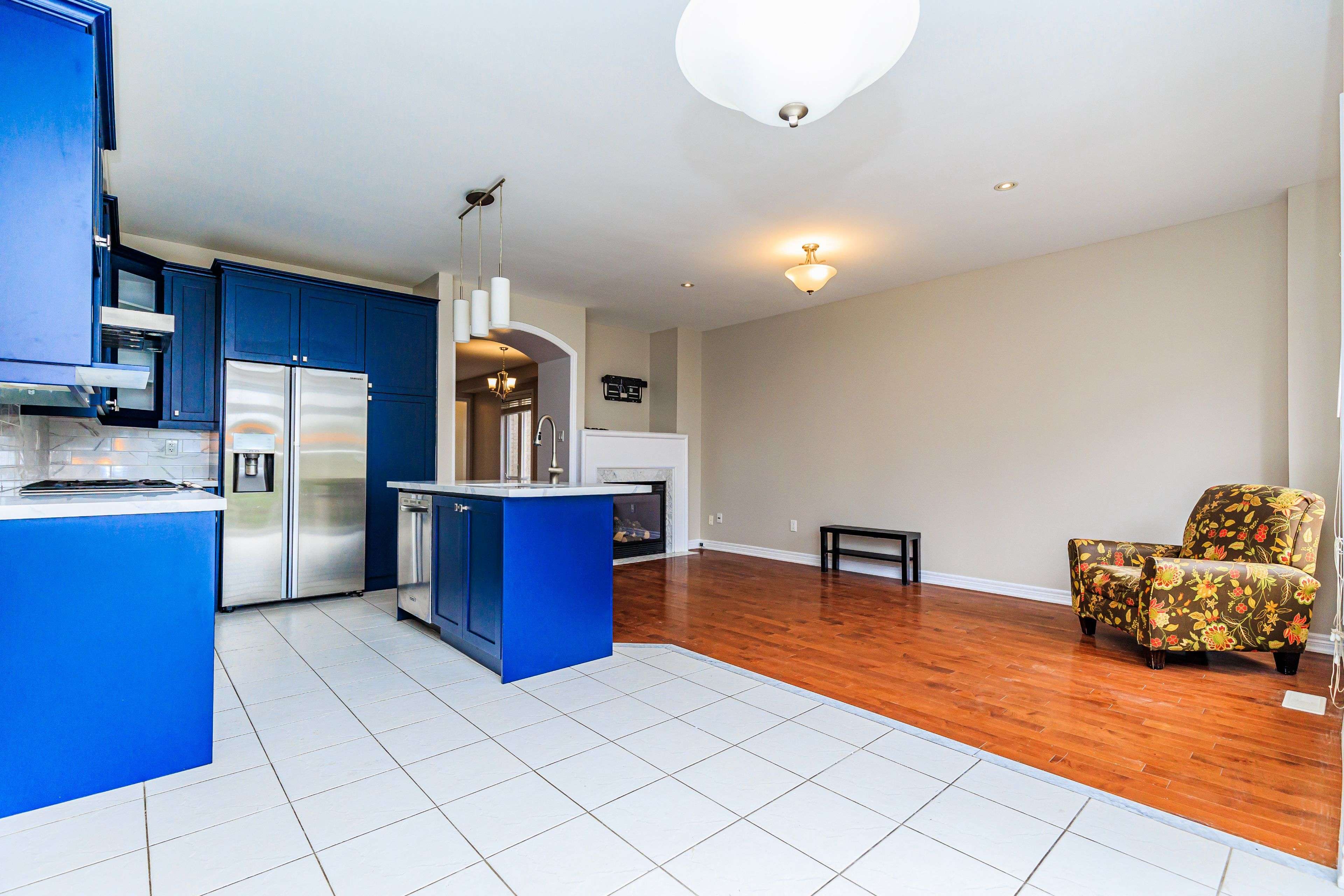 Oakville, ON L6H 0B5,1256 Jezero CRES