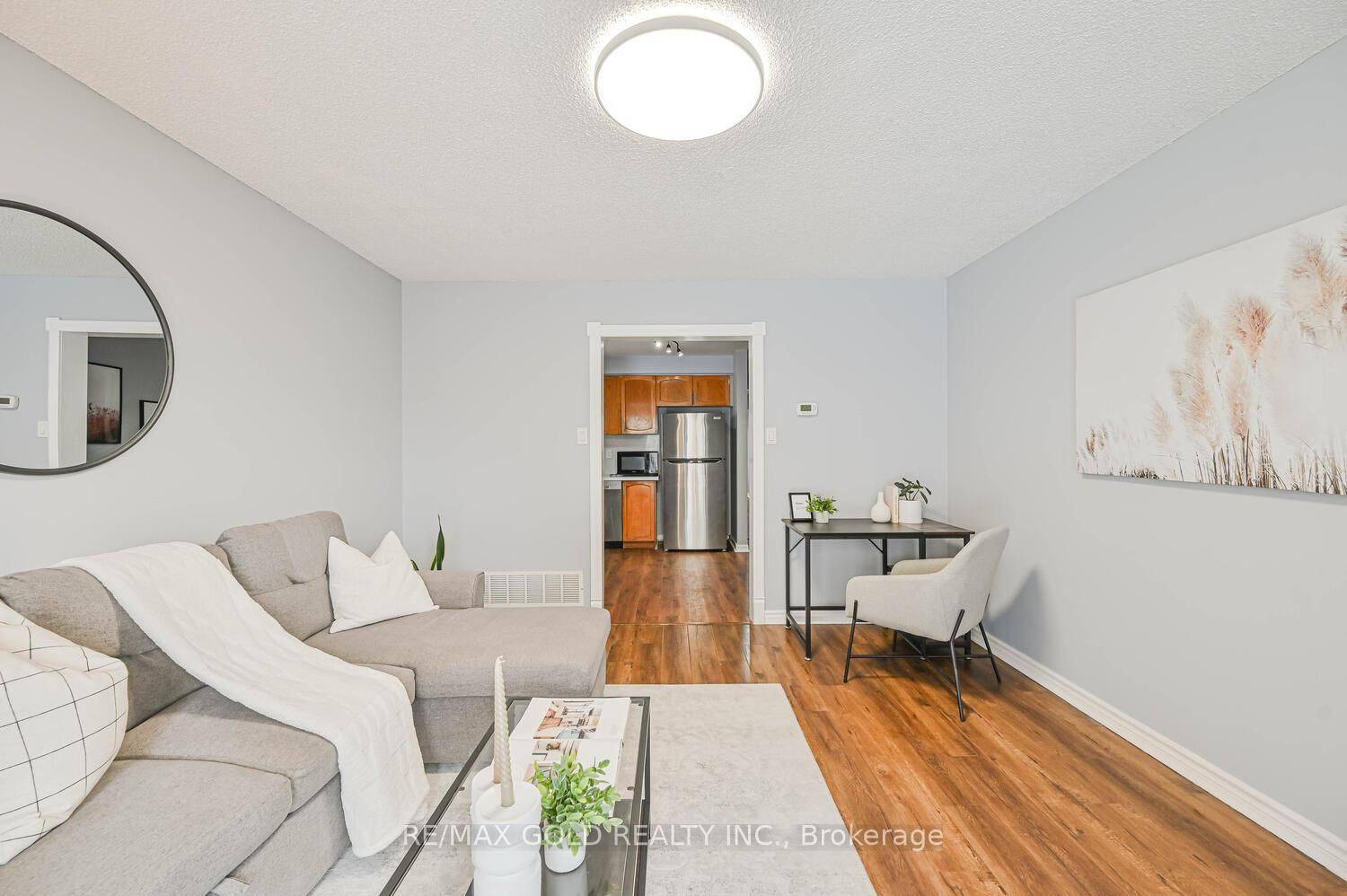 Brampton, ON L6R 1B4,73 Chipmunk CRES