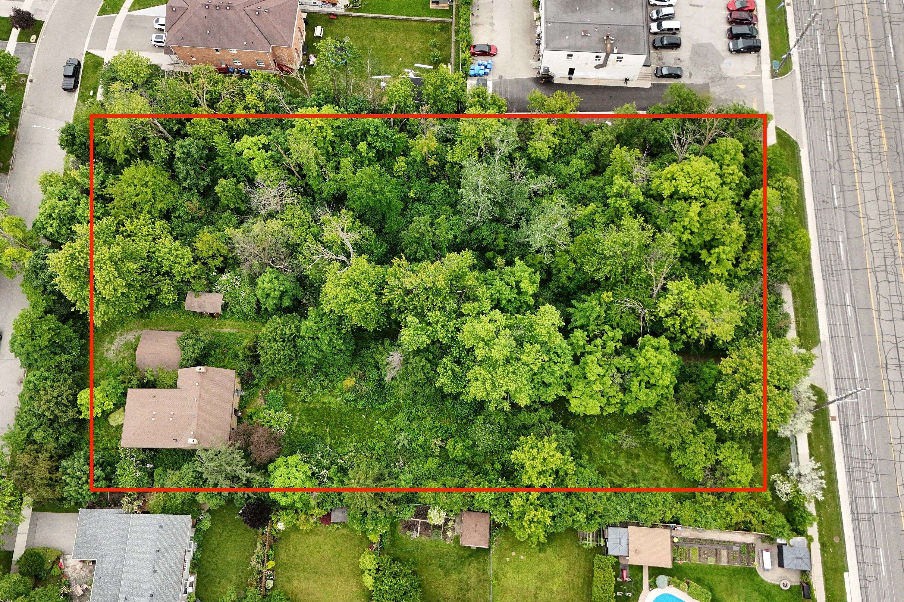 Mississauga, ON L4Y 2X6,1050 BURNHAMTHORPE RD E