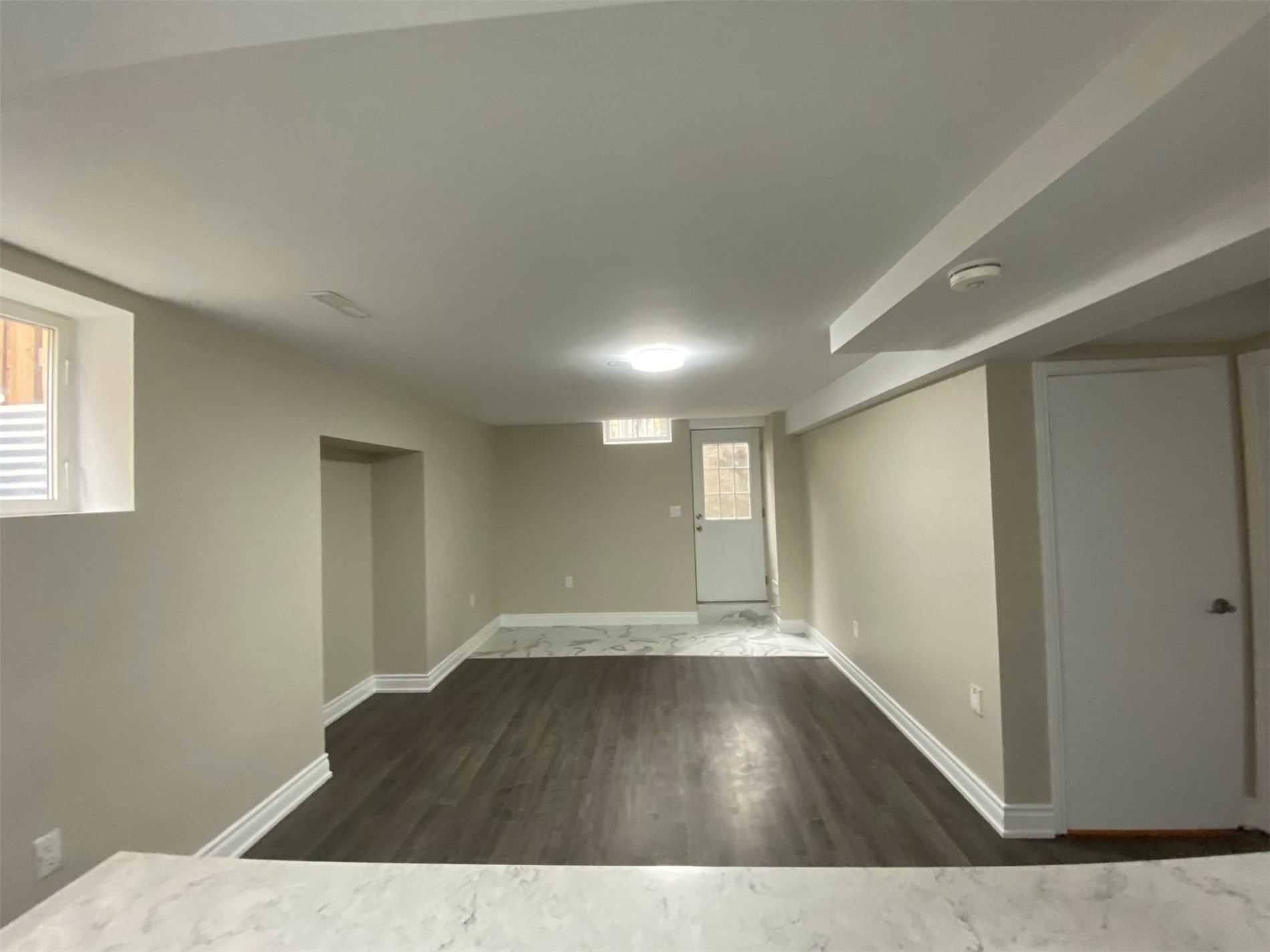 Mississauga, ON L5L 3X7,4127 Loyalist DR #Lower