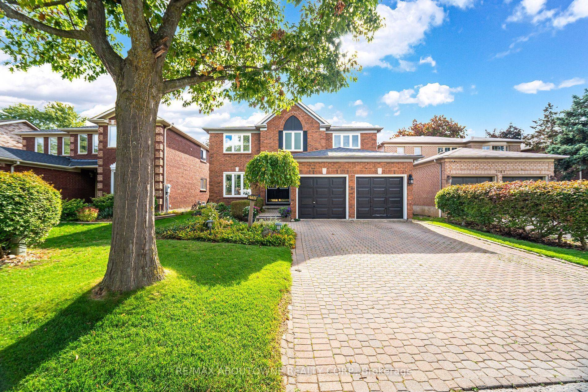 Mississauga, ON L5L 4S4,3704 Ketchum CT E