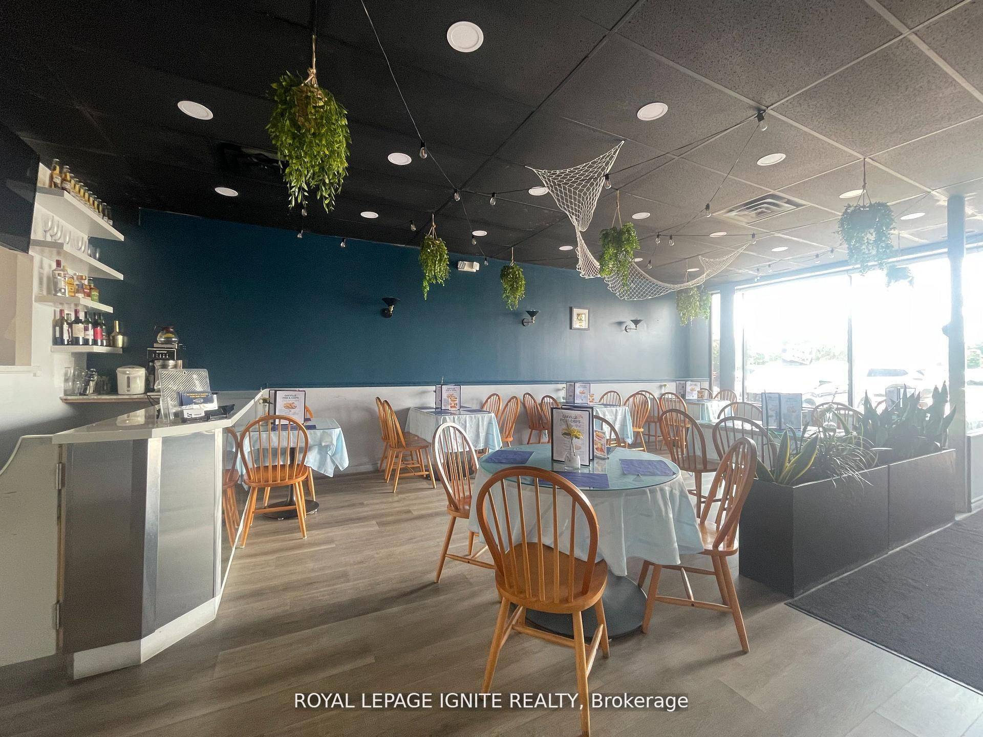 Oakville, ON L6M 3B2,1395 Abbeywood RD #15