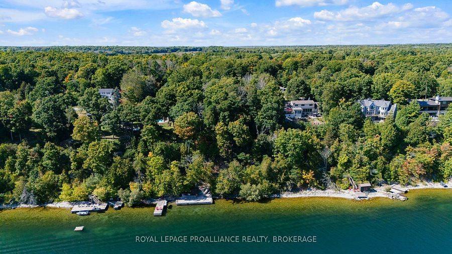 Kingston, ON K7L 4V1,40 Riverside DR