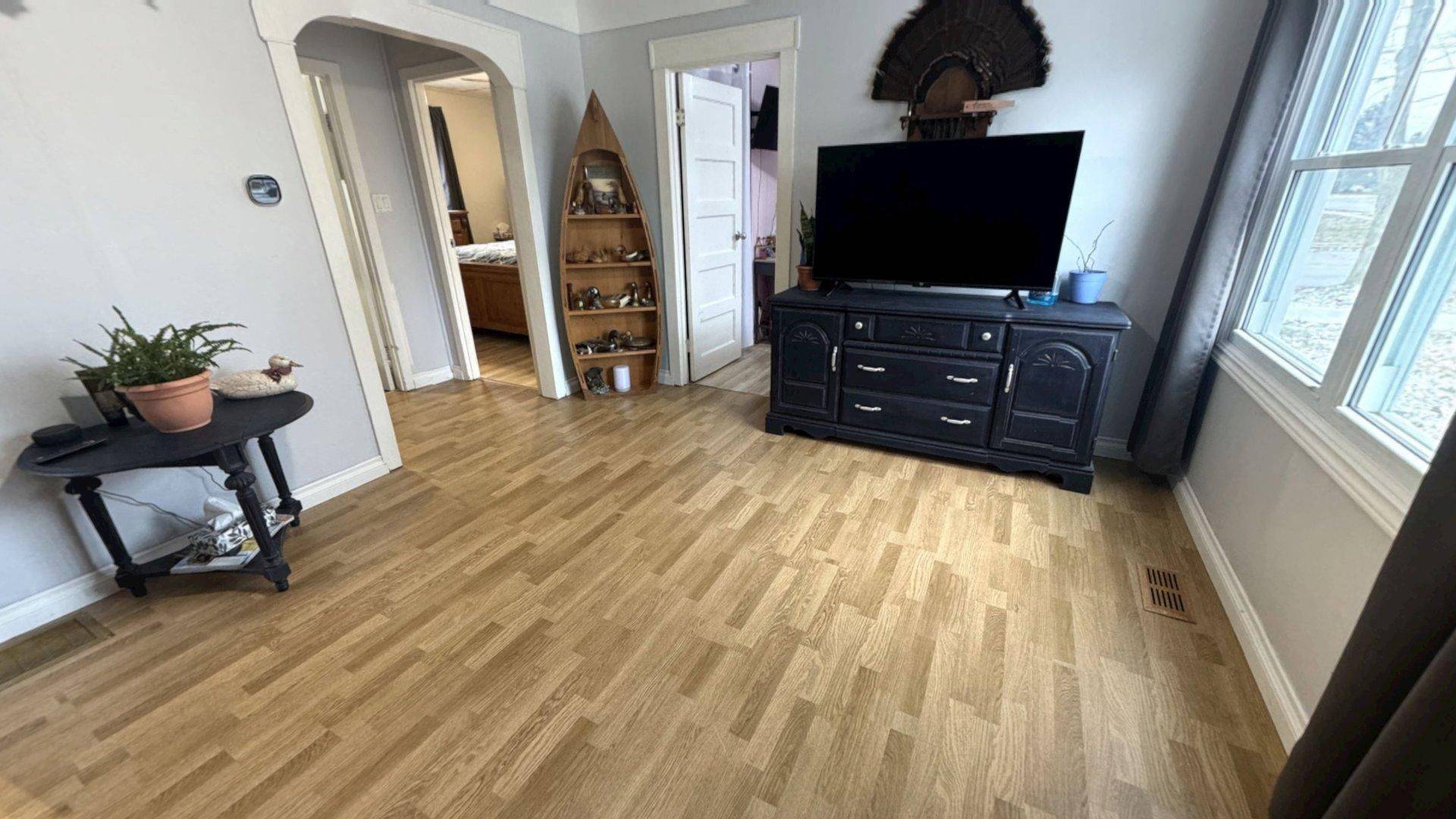 Chatham-kent, ON N0P 2L0,22 Bond AVE