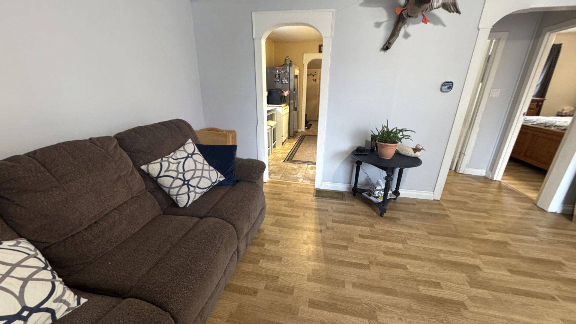 Chatham-kent, ON N0P 2L0,22 Bond AVE