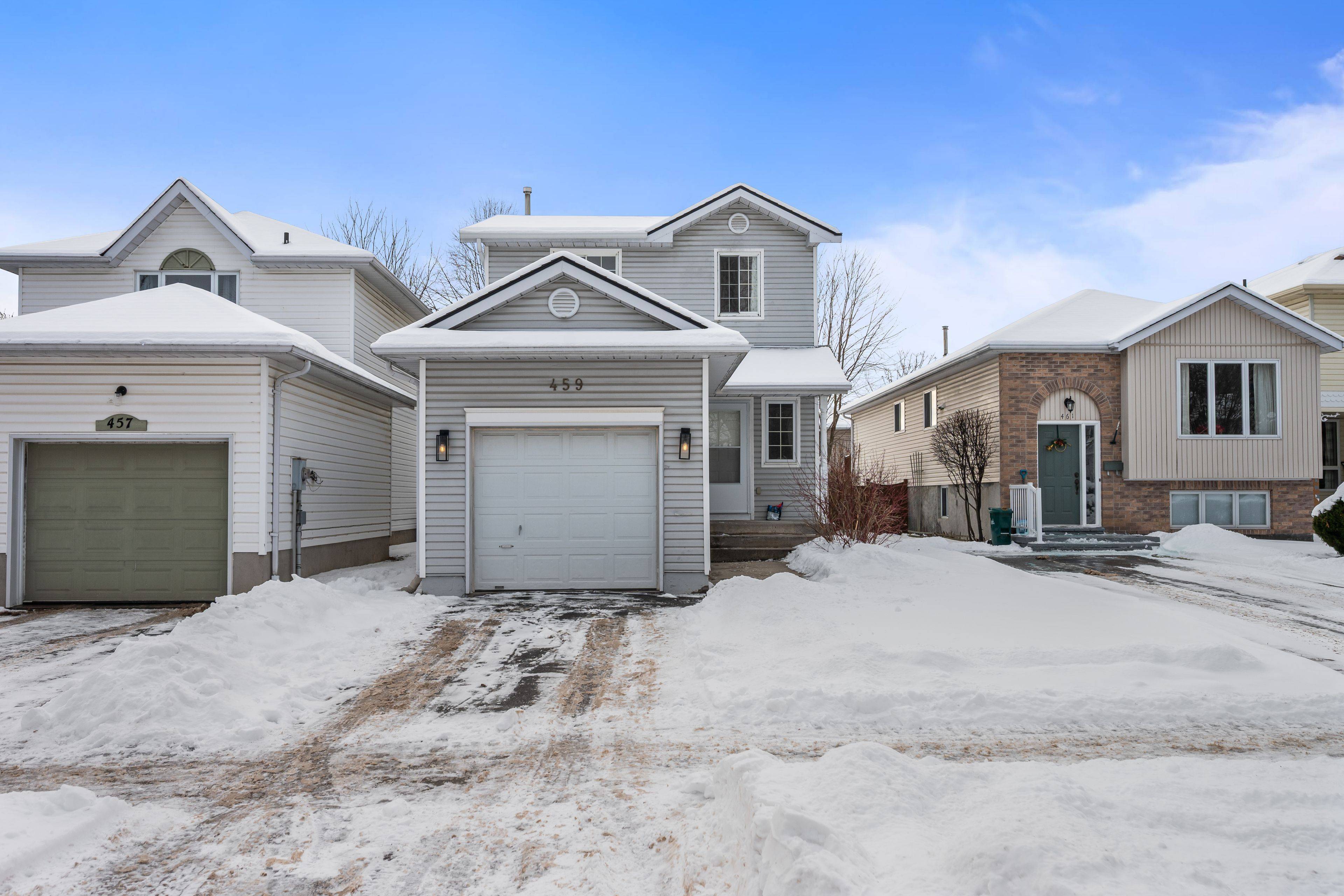 Kingston, ON K7M 8W9,459 Grandtrunk AVE