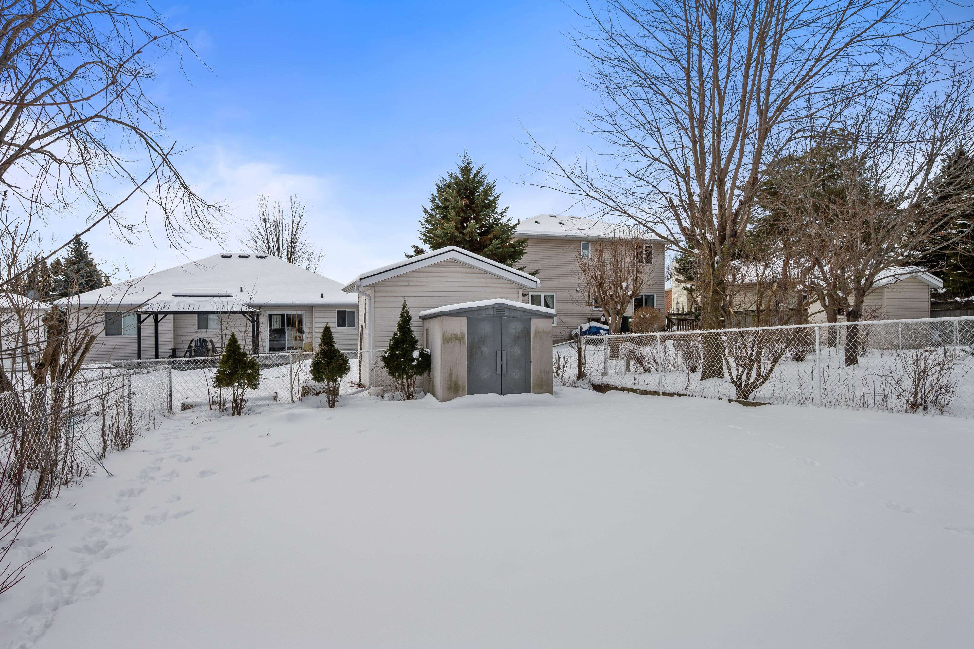 Kingston, ON K7M 8W9,459 Grandtrunk AVE