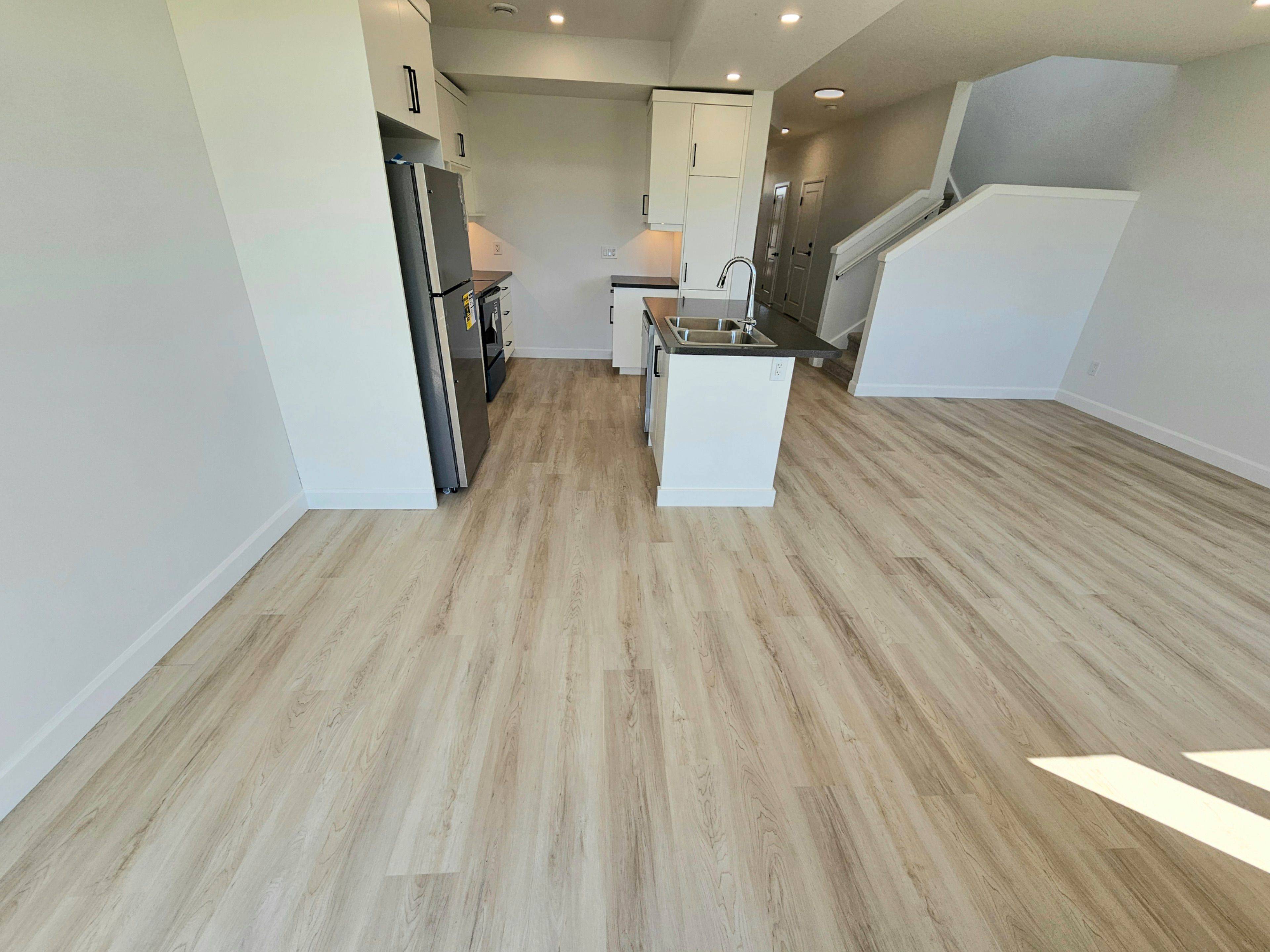 London South, ON N6M 0M1,1151 Hobbs DR #Upper