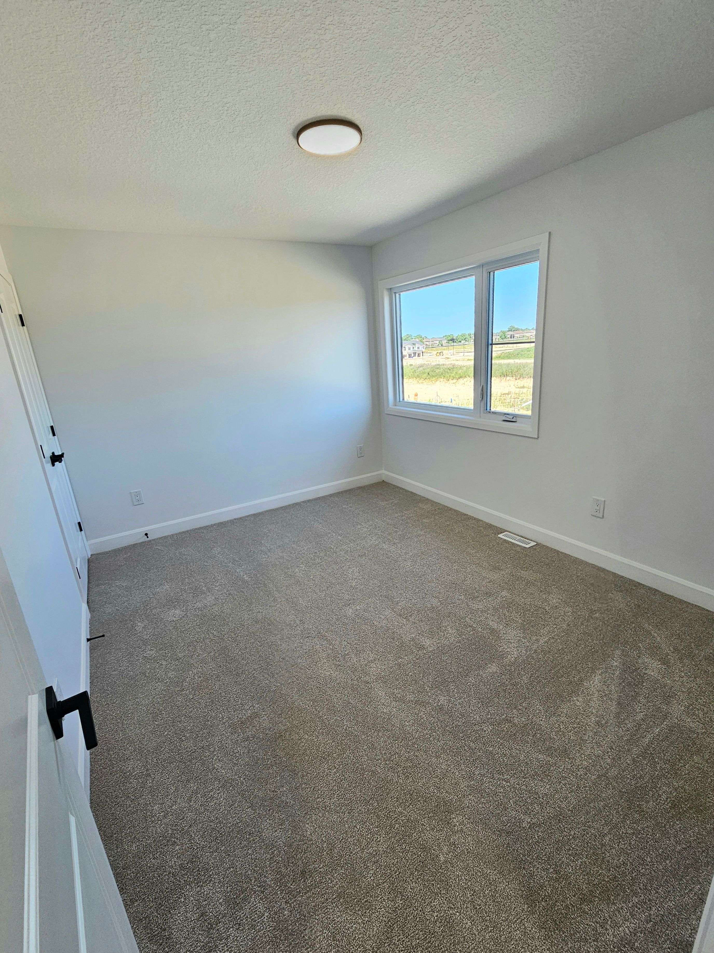 London South, ON N6M 0M1,1151 Hobbs DR #Upper