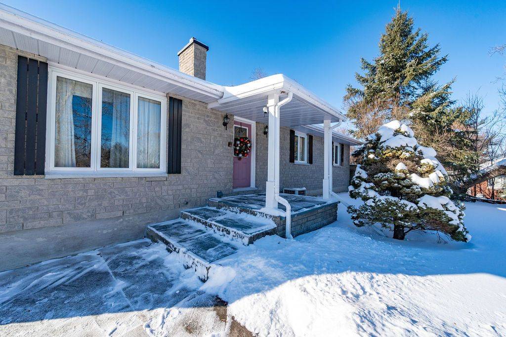 Mcnab/braeside, ON K0A 2X0,591 Bellamy RD