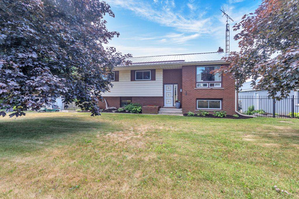 Norfolk, ON N4G 3C9,686 Goshen RD