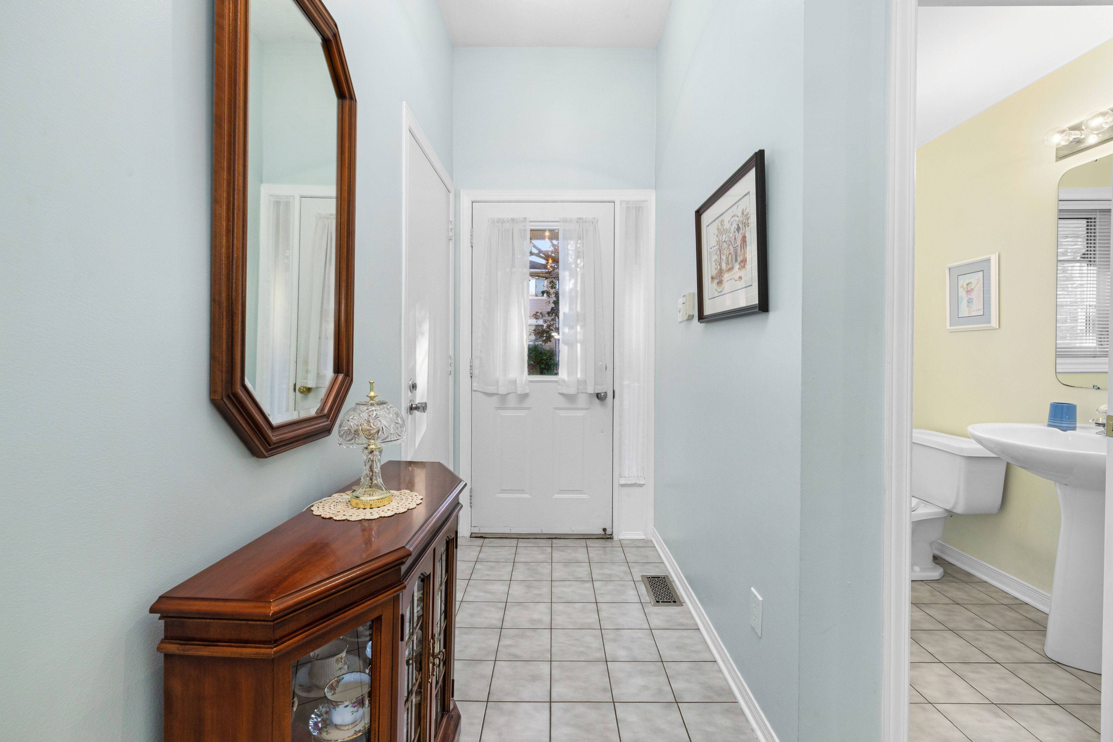 South Of Baseline To Knoxdale, ON K2G 5W9,68 Grandcourt DR #31