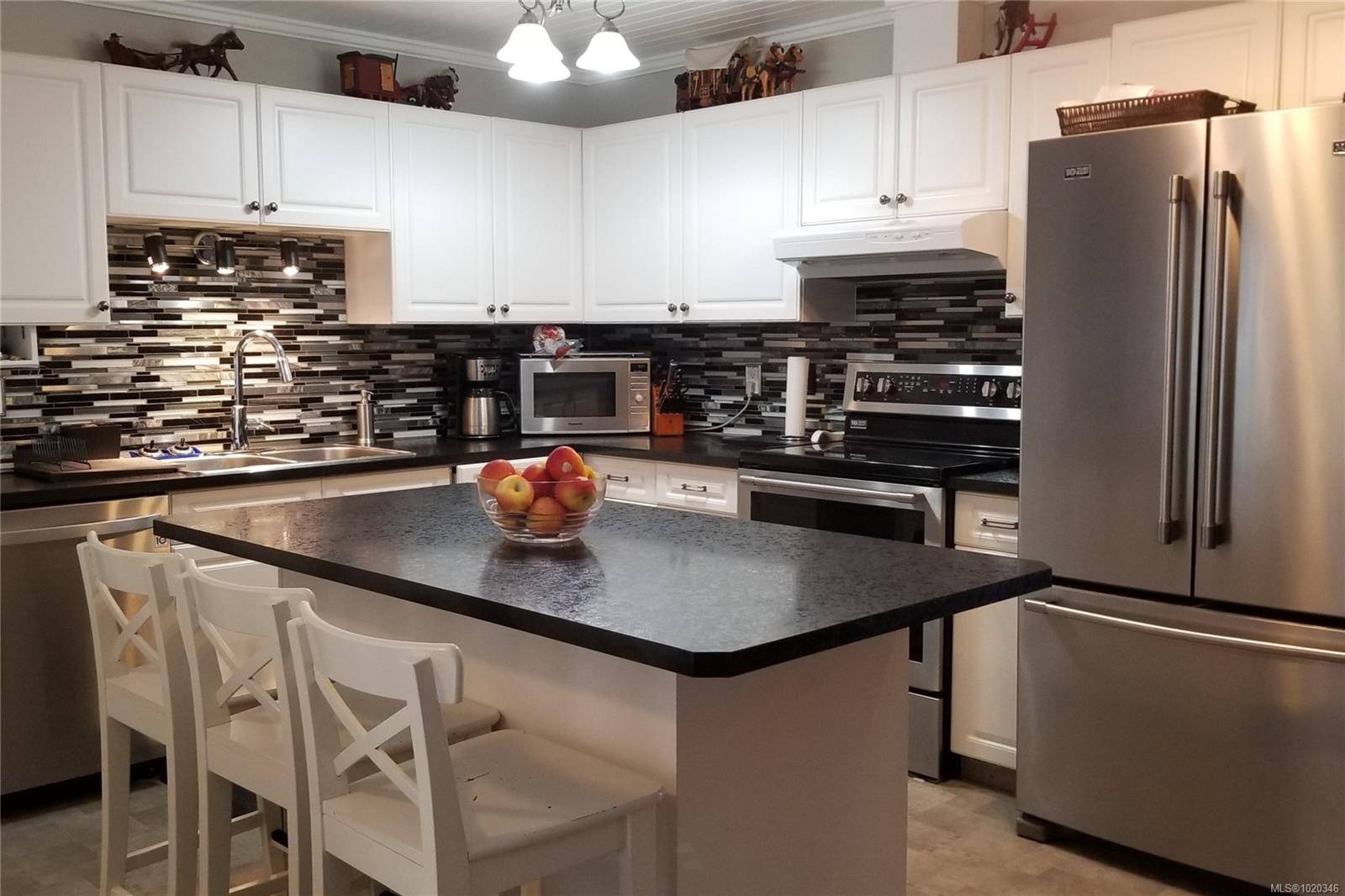 Campbell River, BC V9W 7M3,824 Springbok Rd