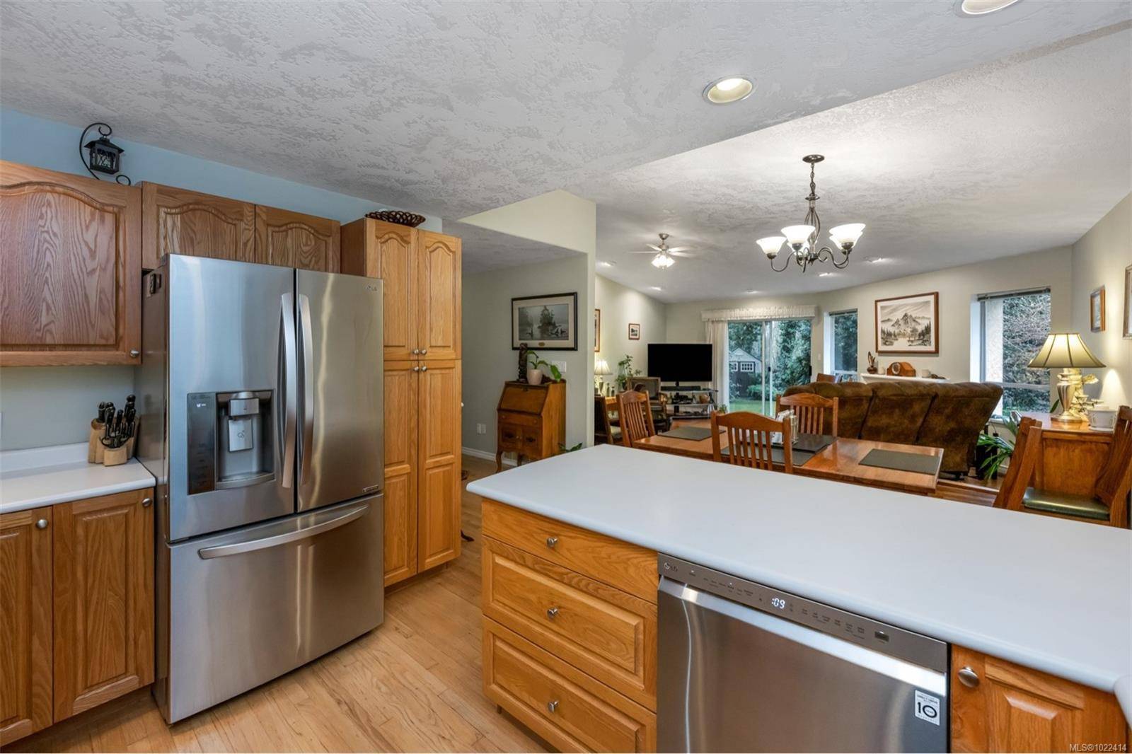 Duncan, BC V9L 2J5,732 Park Pl