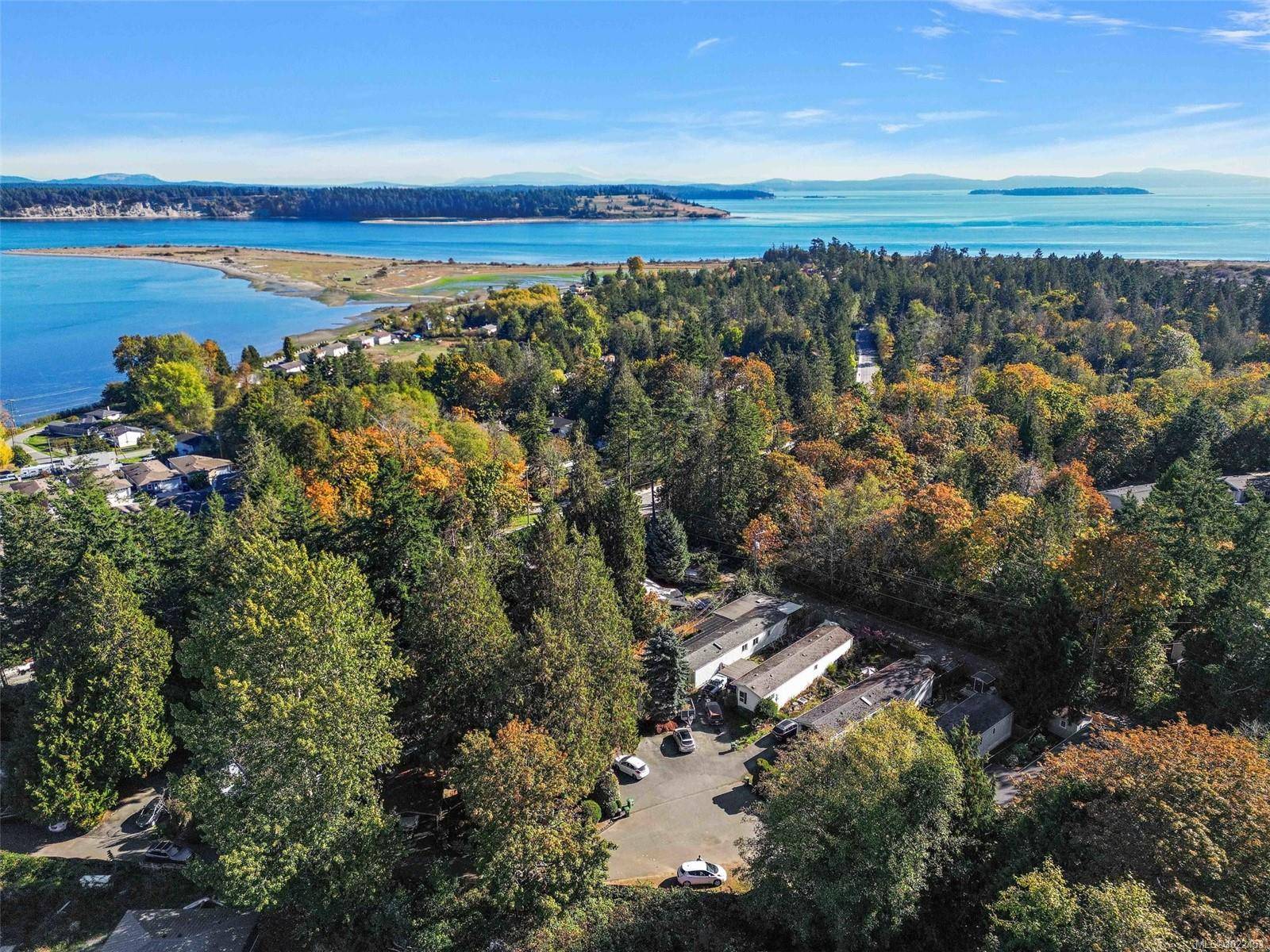 Central Saanich, BC V8M 2E9,2741 Stautw Rd #5