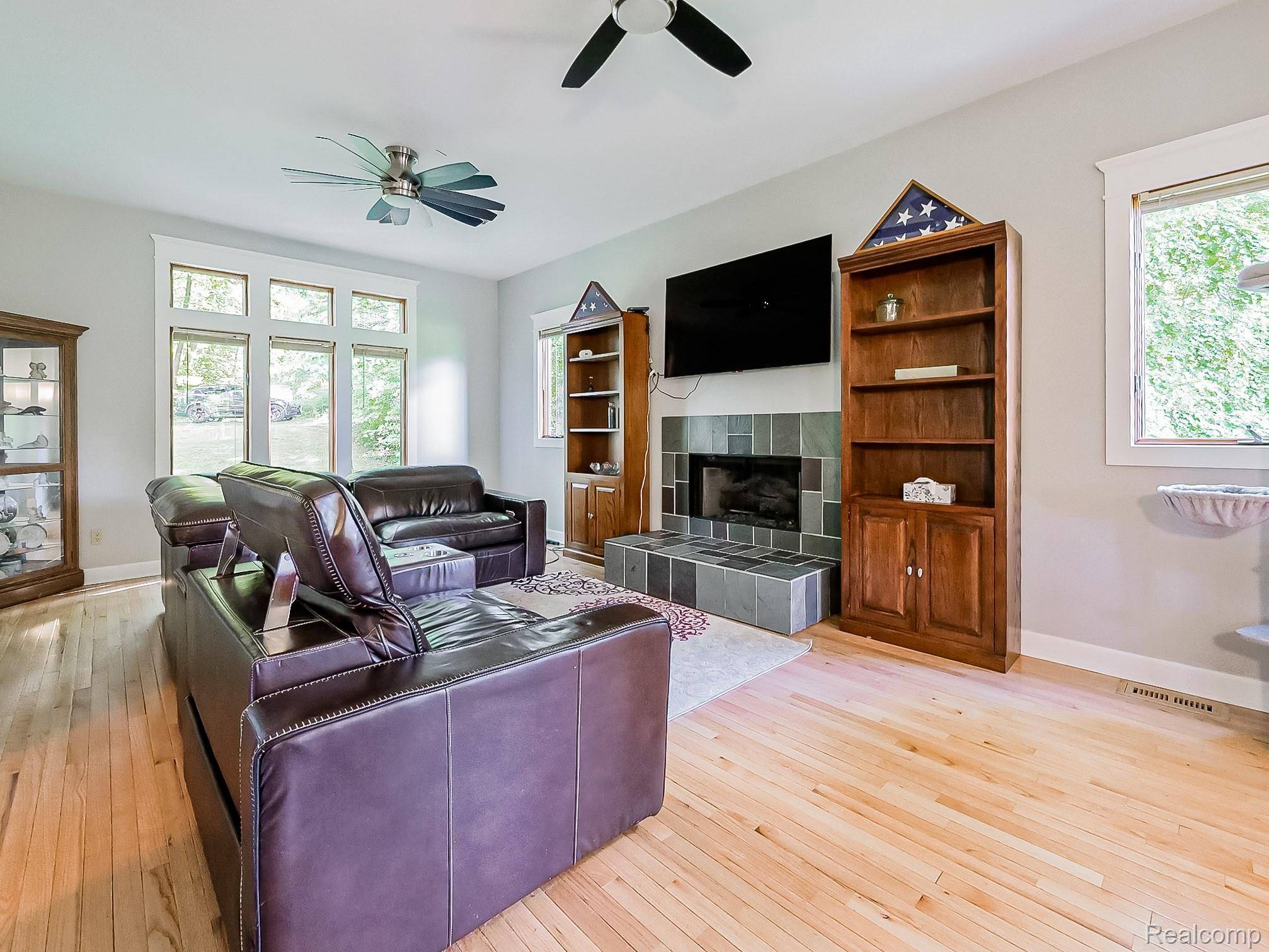 Howell, MI 48855,8880 Hidden Lake DR