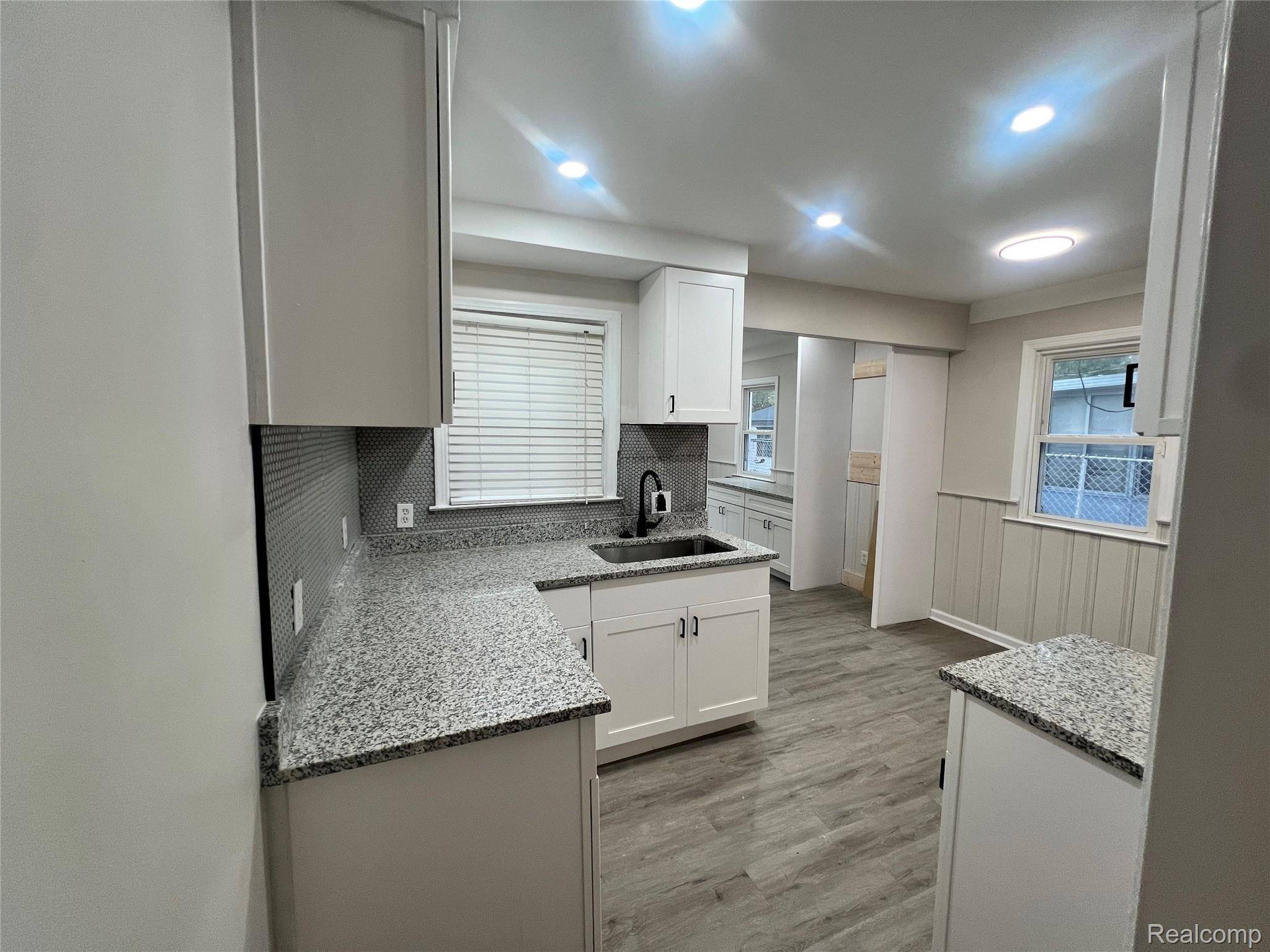 Detroit, MI 48235,19445 Montrose ST